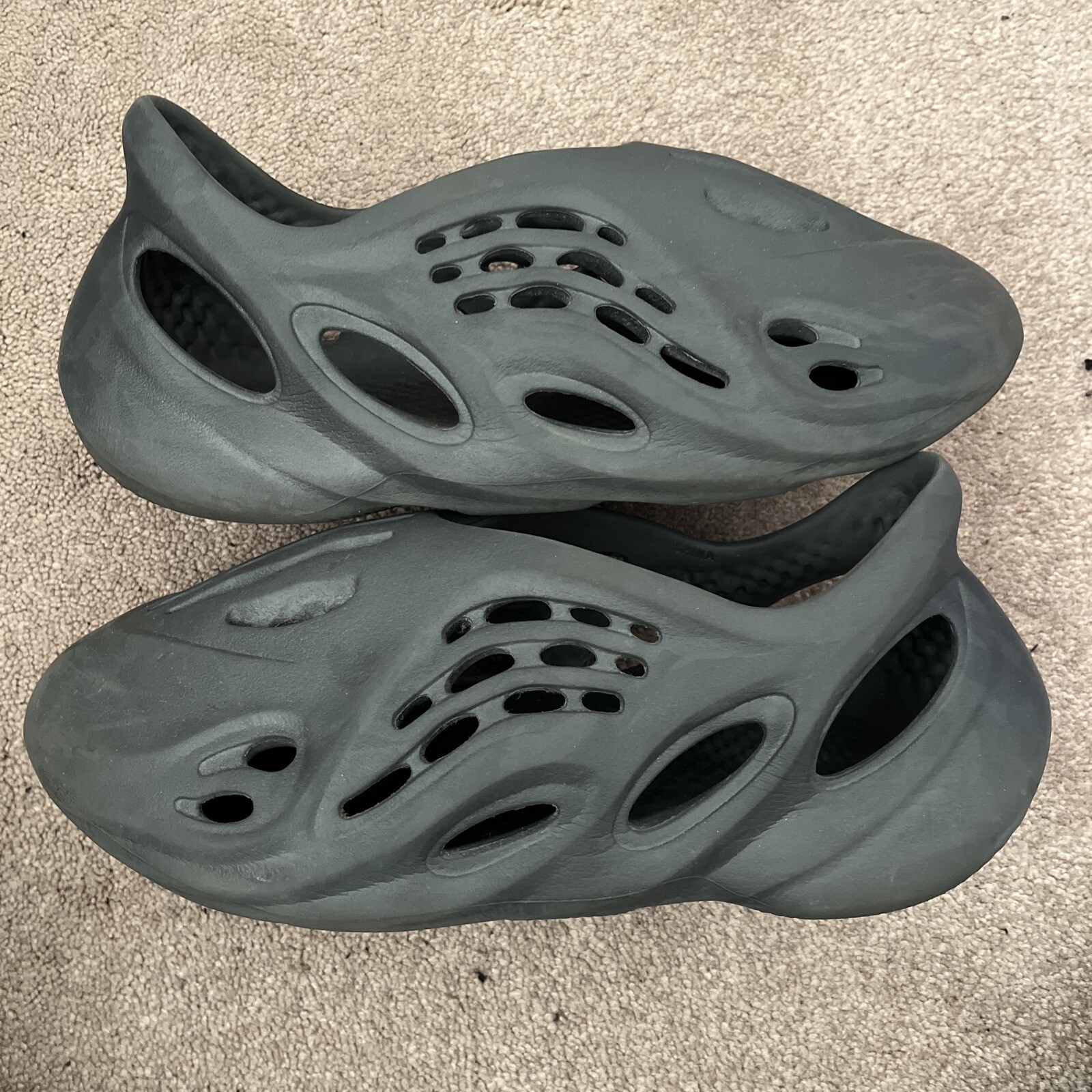 Size 11 – adidas Yeezy Onyx