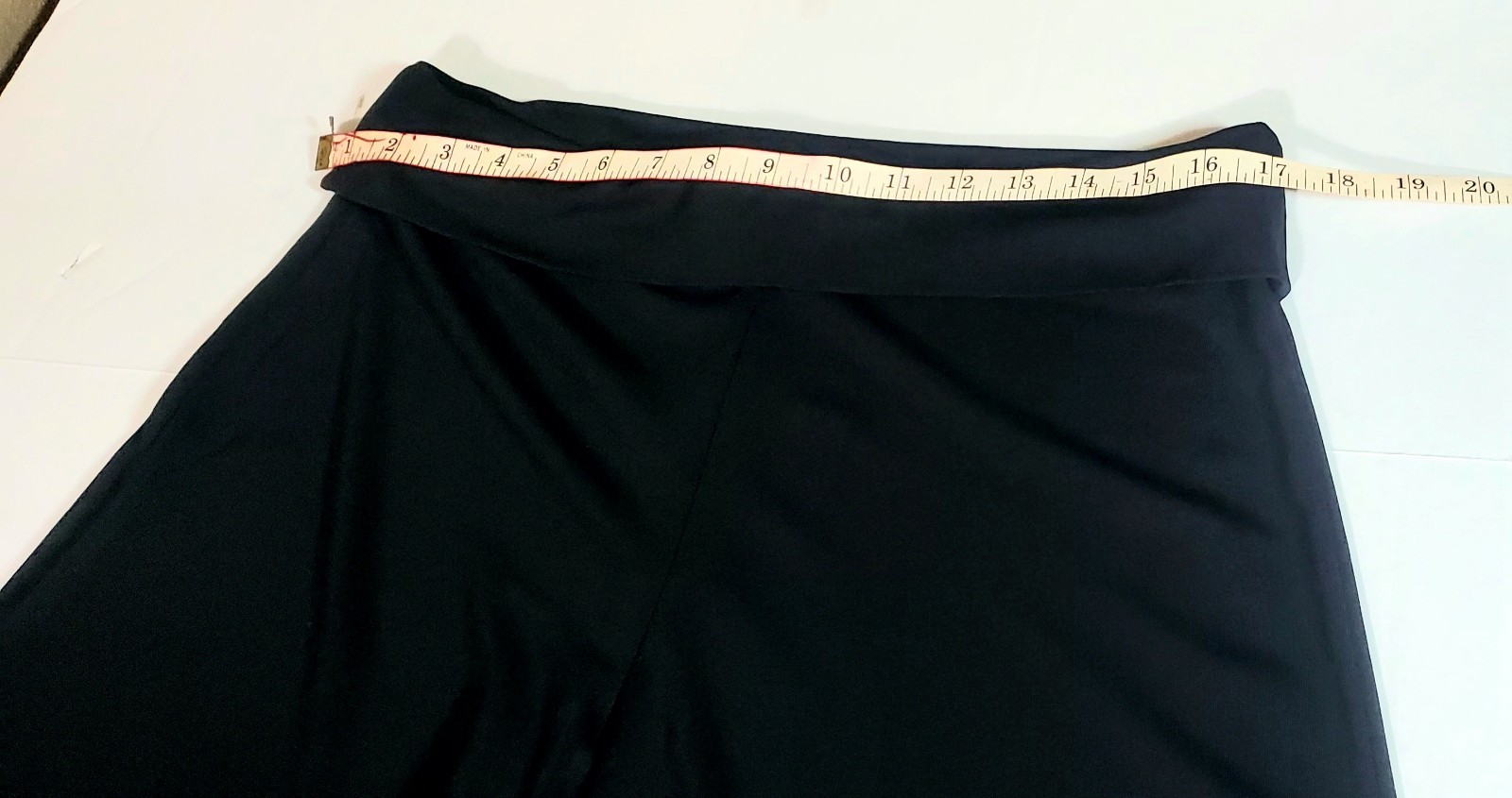 Max Studio Black Wide Leg Crop Pants Size M Pull-On Minimalist Chic Y2K 5709L07M