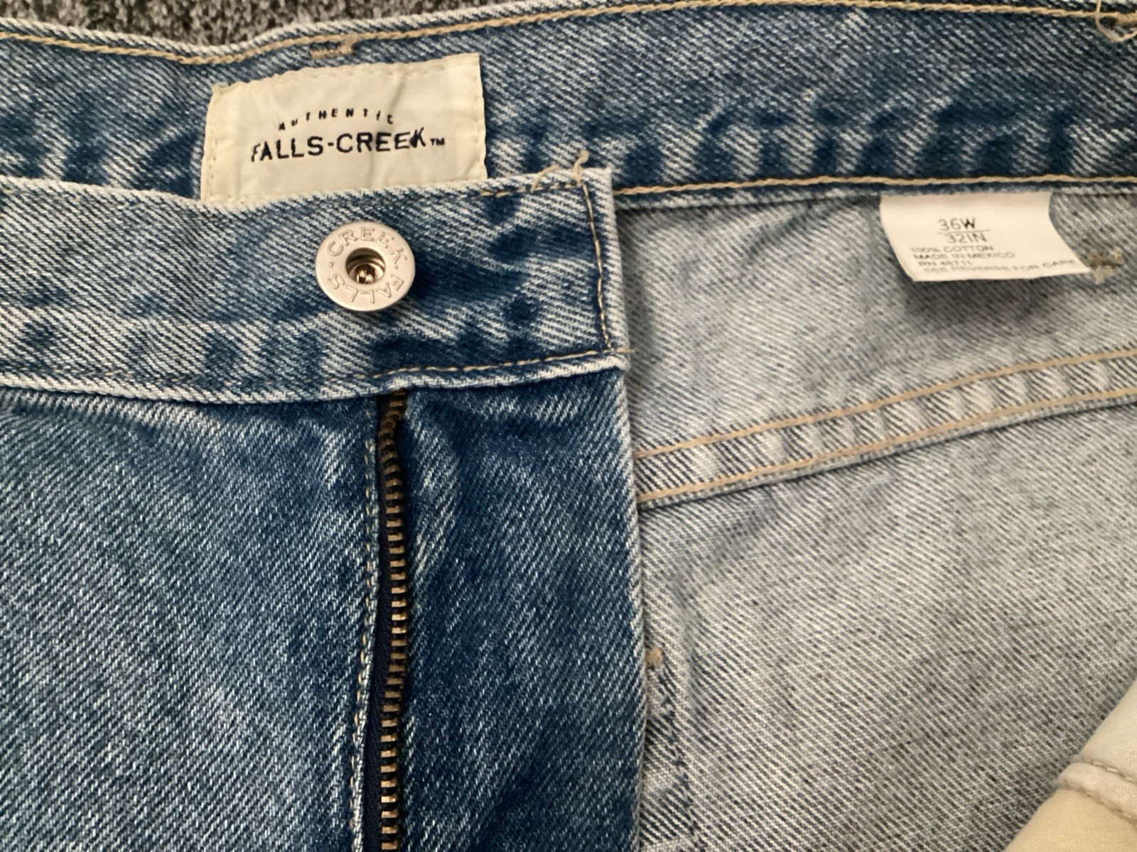 Falls Creek Relaxed Fit Jeans Mens Size 36×32 Cotton Stone Wash NEW
