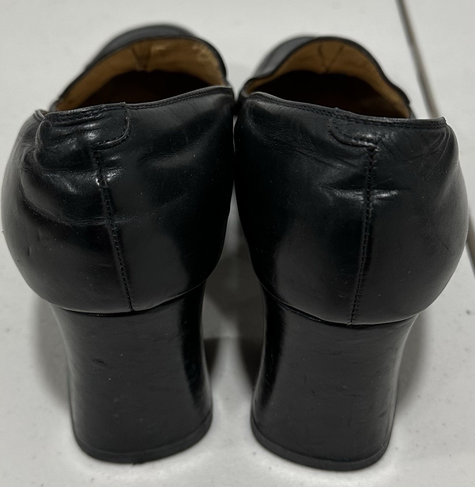 Vintage Coach Black Leather Round Toe Block Heel Pumps Size 9.5