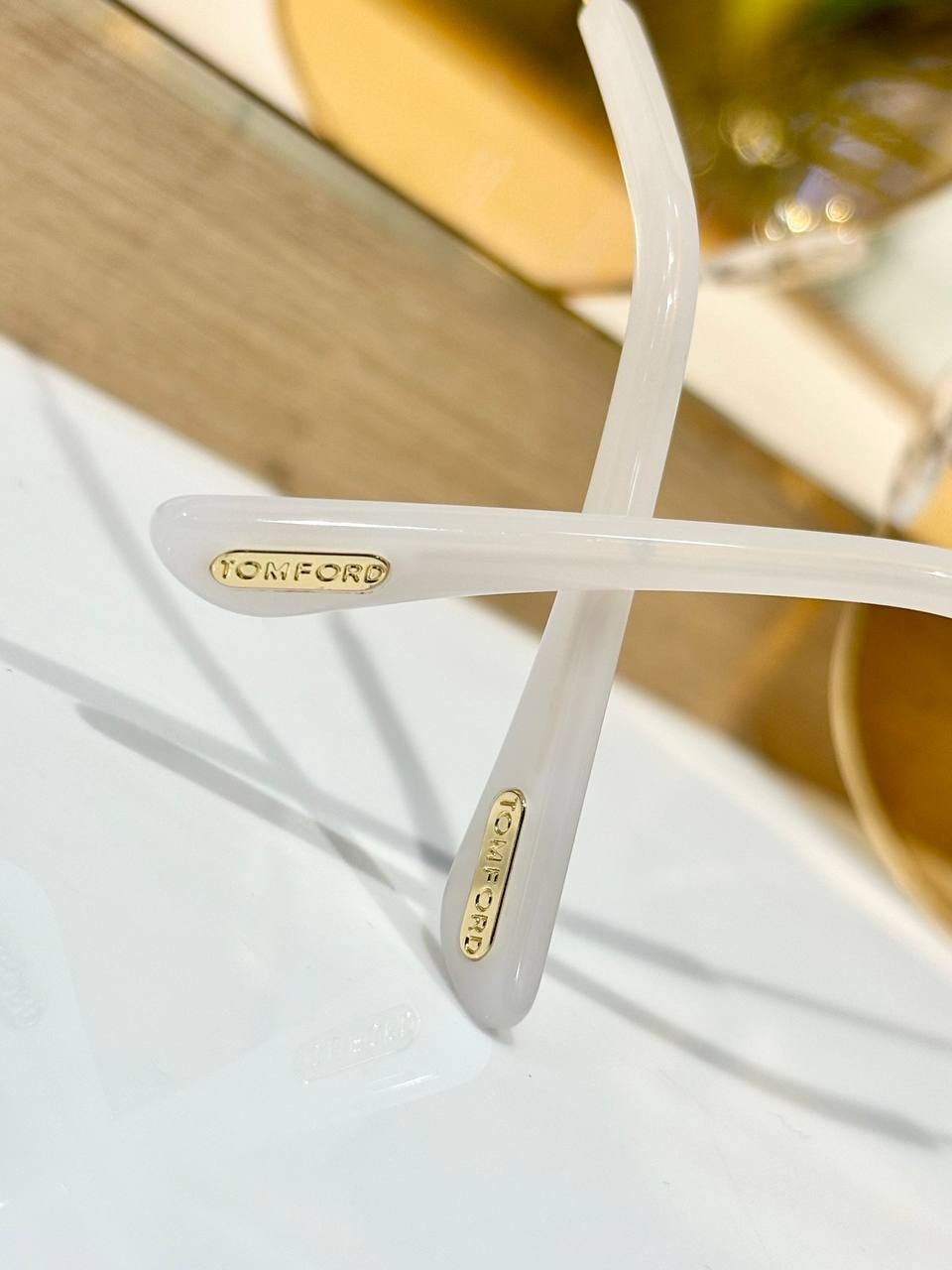 Tom Ford TF557 Gold Aviator Sunglasses Brown Gradient Lenses 58-13-145