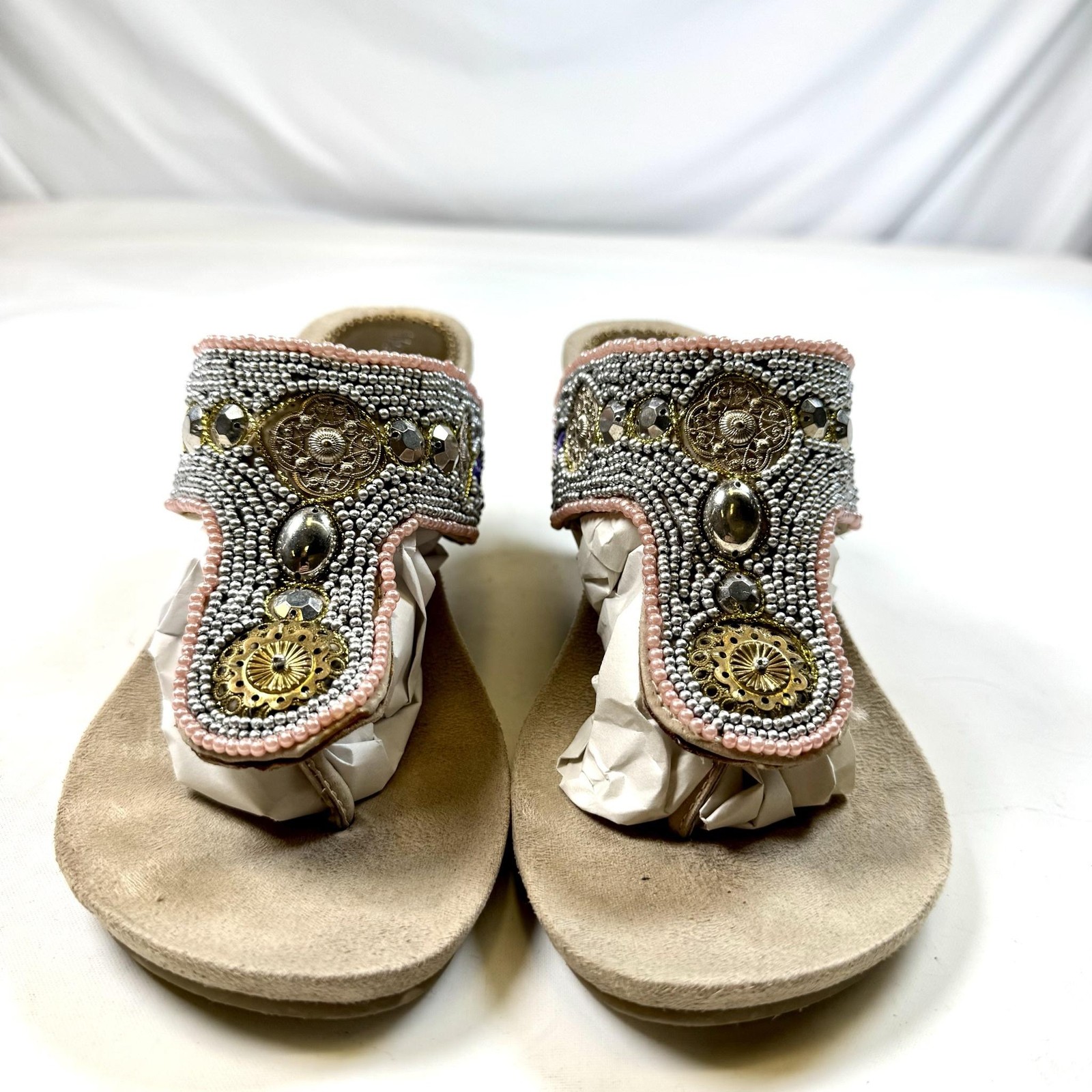 Mountain Sole Lee Shoes Womens Size 8 Beige Beaded Boho Wedge Thong Sandals