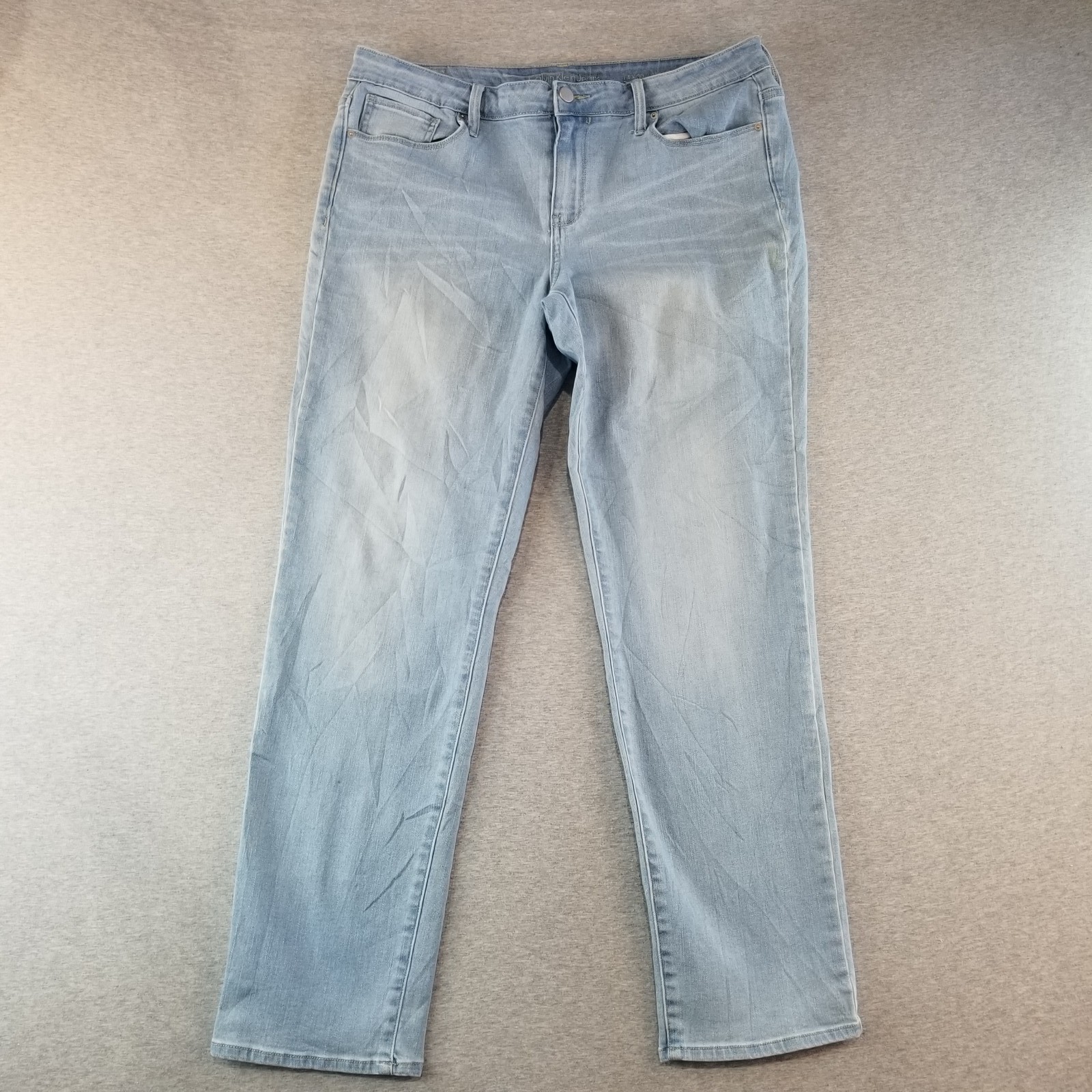 Calvin Klein Jeans Women’s Sz 6 VTG Light Wash 98% Cotton Normcore Cute Trendy