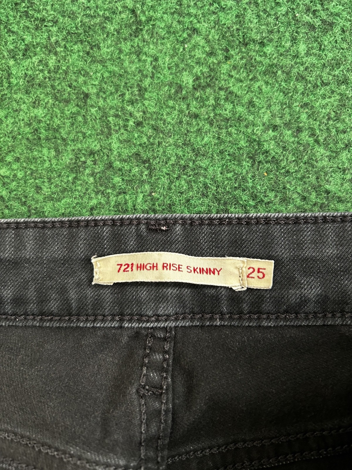 Levi’s Womens Jeans Skinny Fit Dark Grey Mid Waist Denim
