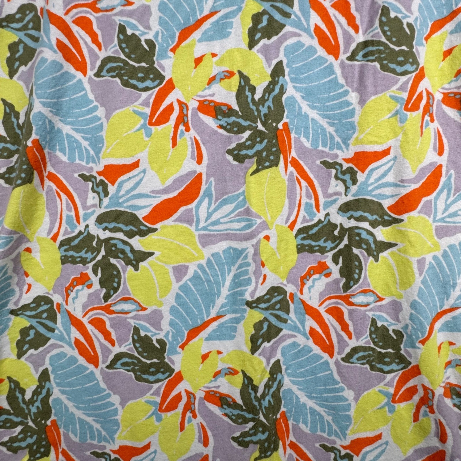 LL Bean Signature Tee XL Tropical Leaf Print Shirt Top Colorful Spring Summer