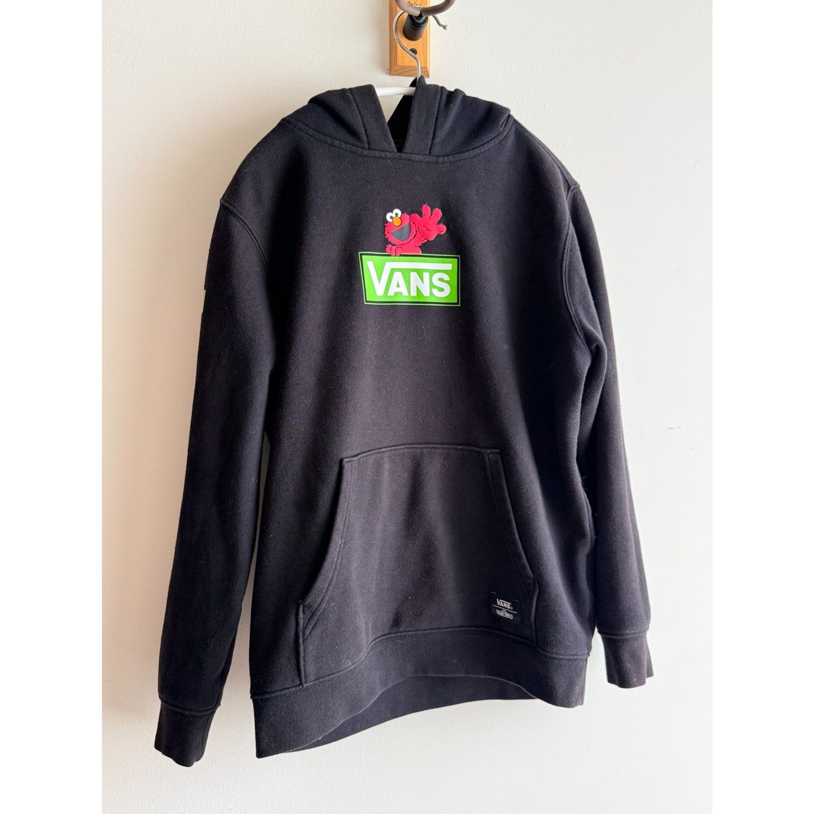 Vans x Sesame Street ELMO Black hoody – Medium