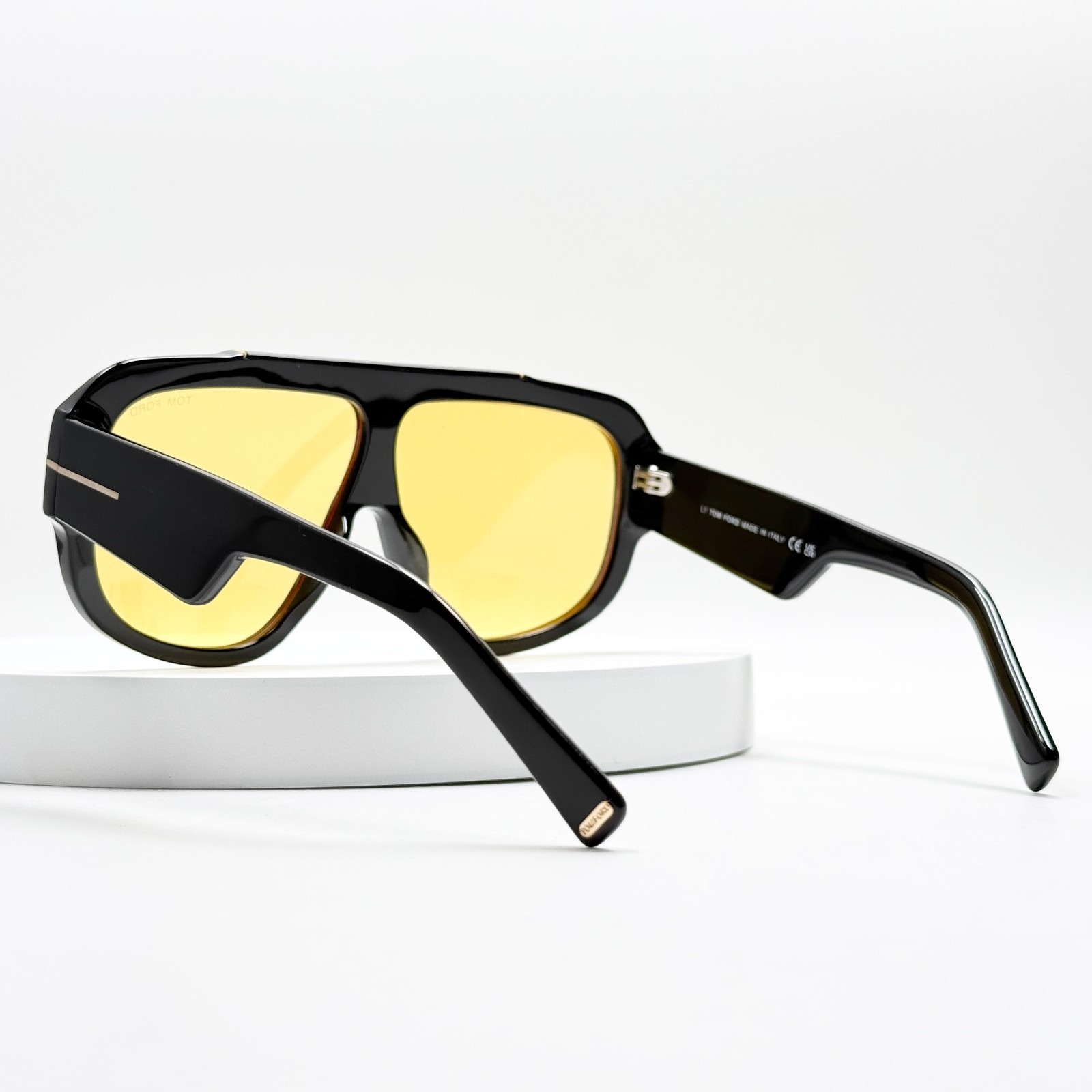 Tom Ford FT1093 Oversized Aviator Shield Sunglasses Black Frame Yellow Lens