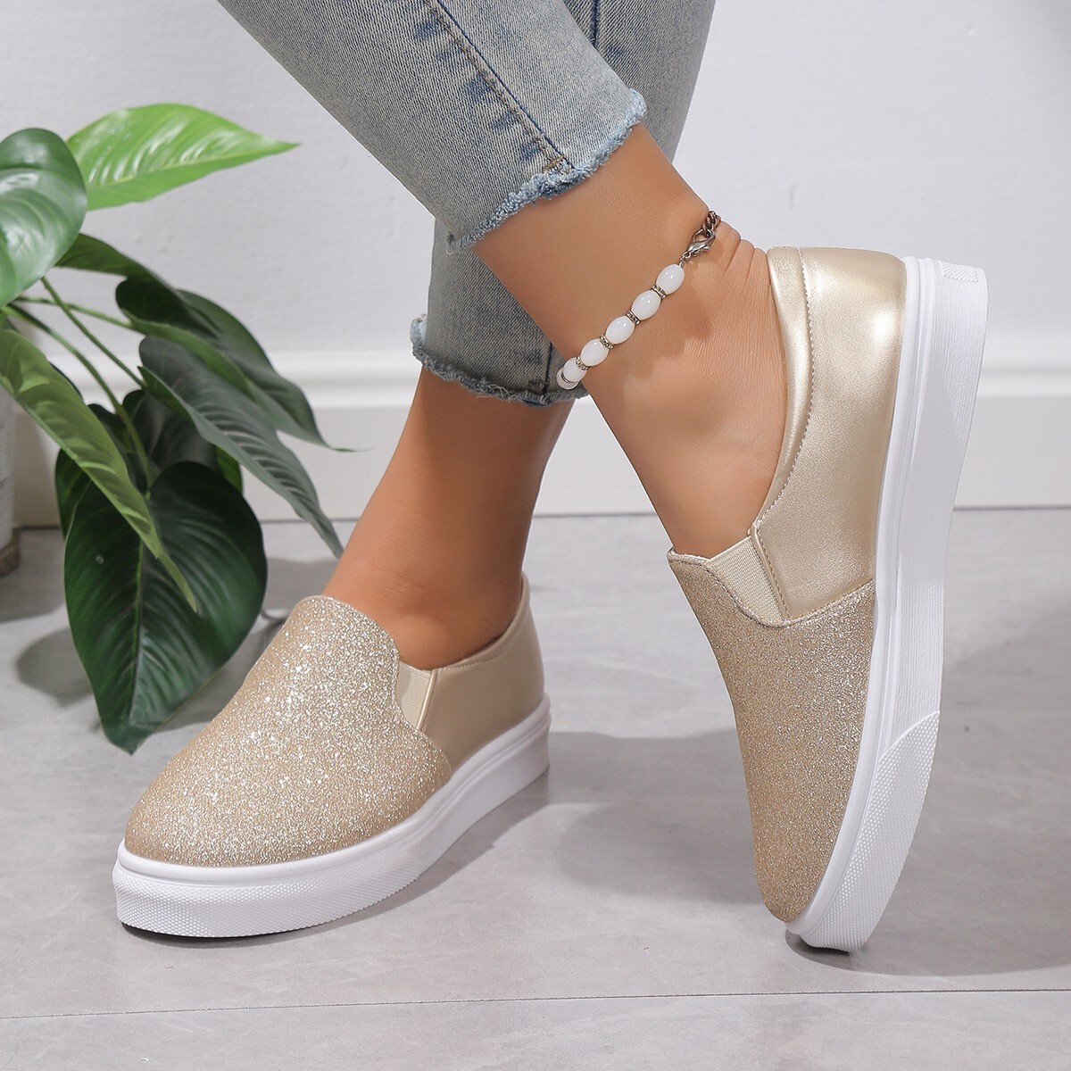 Women’s Slip on Shoes Loafer Flats Sneakers Memory Foam Casual Comfort Glitter C