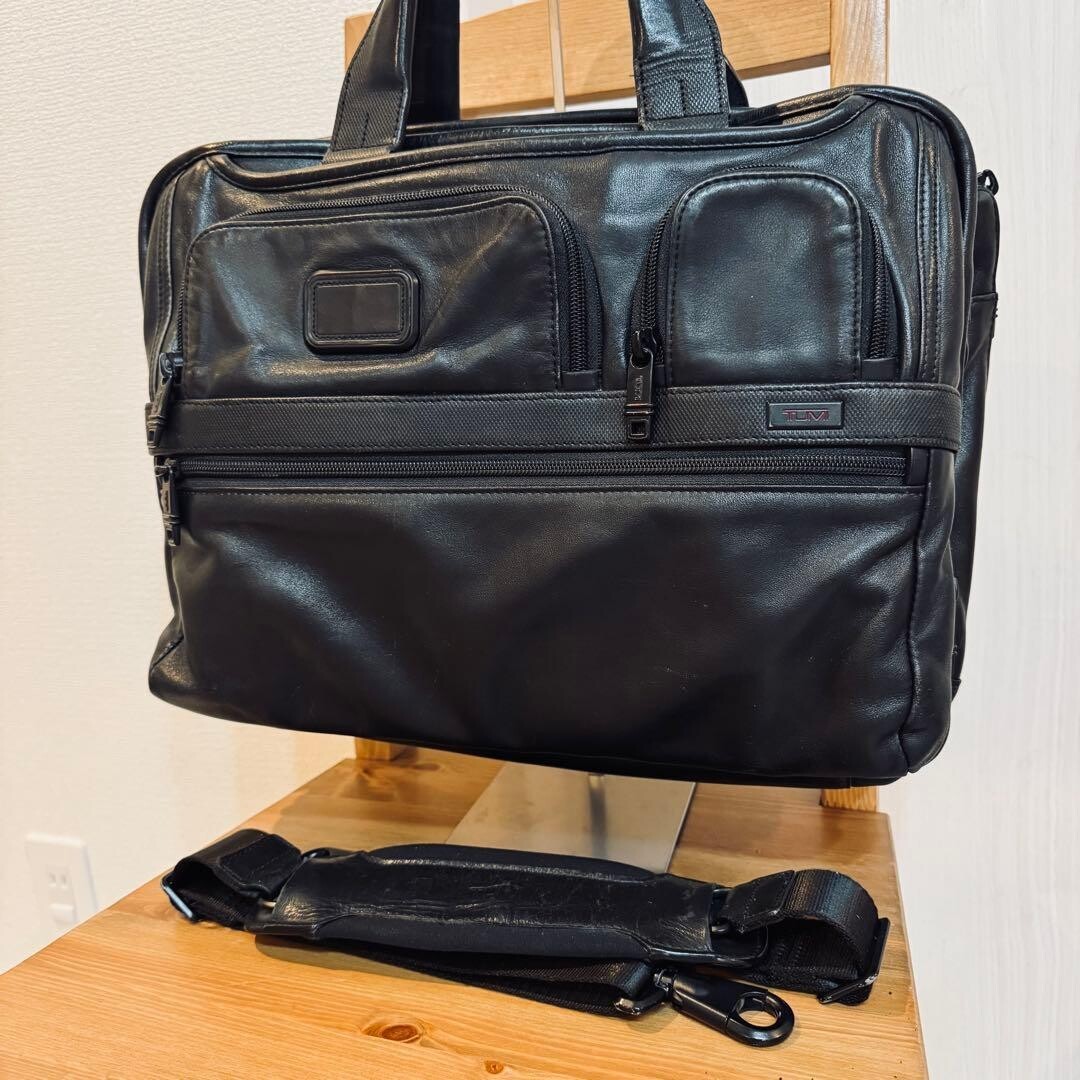 TUMI Alpha 2 Leather 2-Way Business Briefcase Laptop Bag 96141D2 Black 44cm