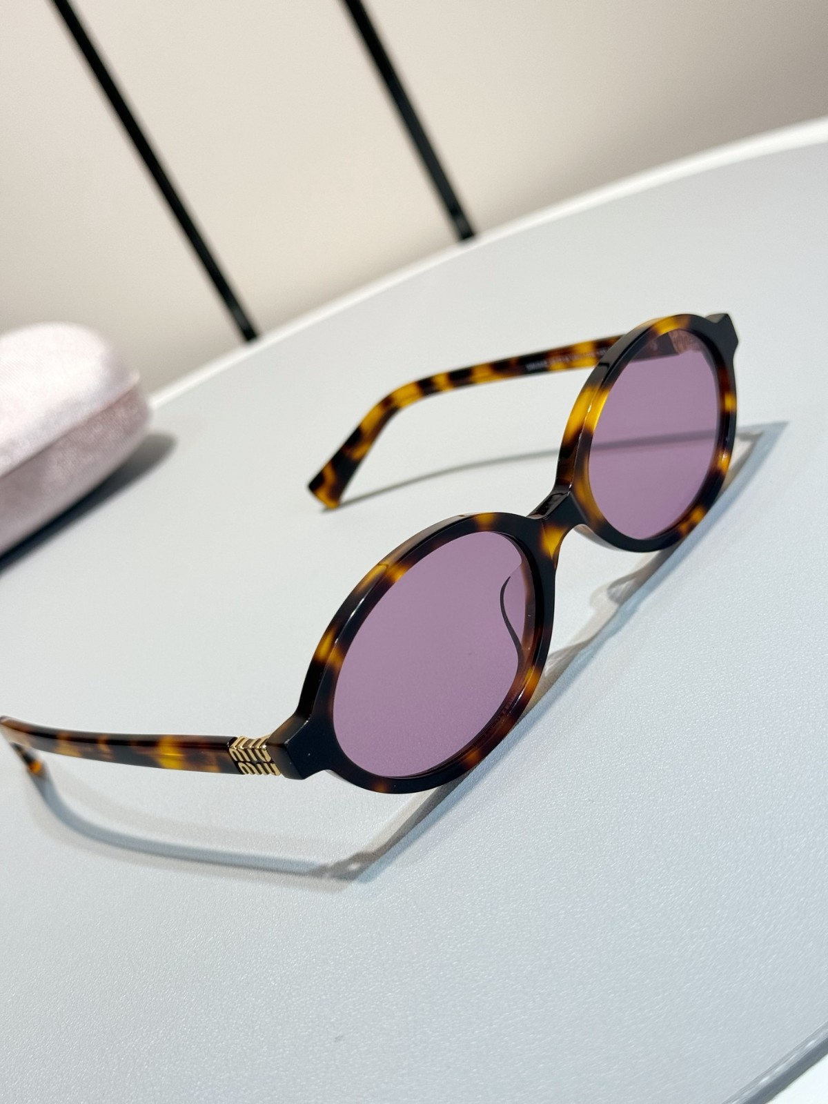 Chic Oval Tortoiseshell Frame Sunglasses Purple Tinted Lens Women Eyewear