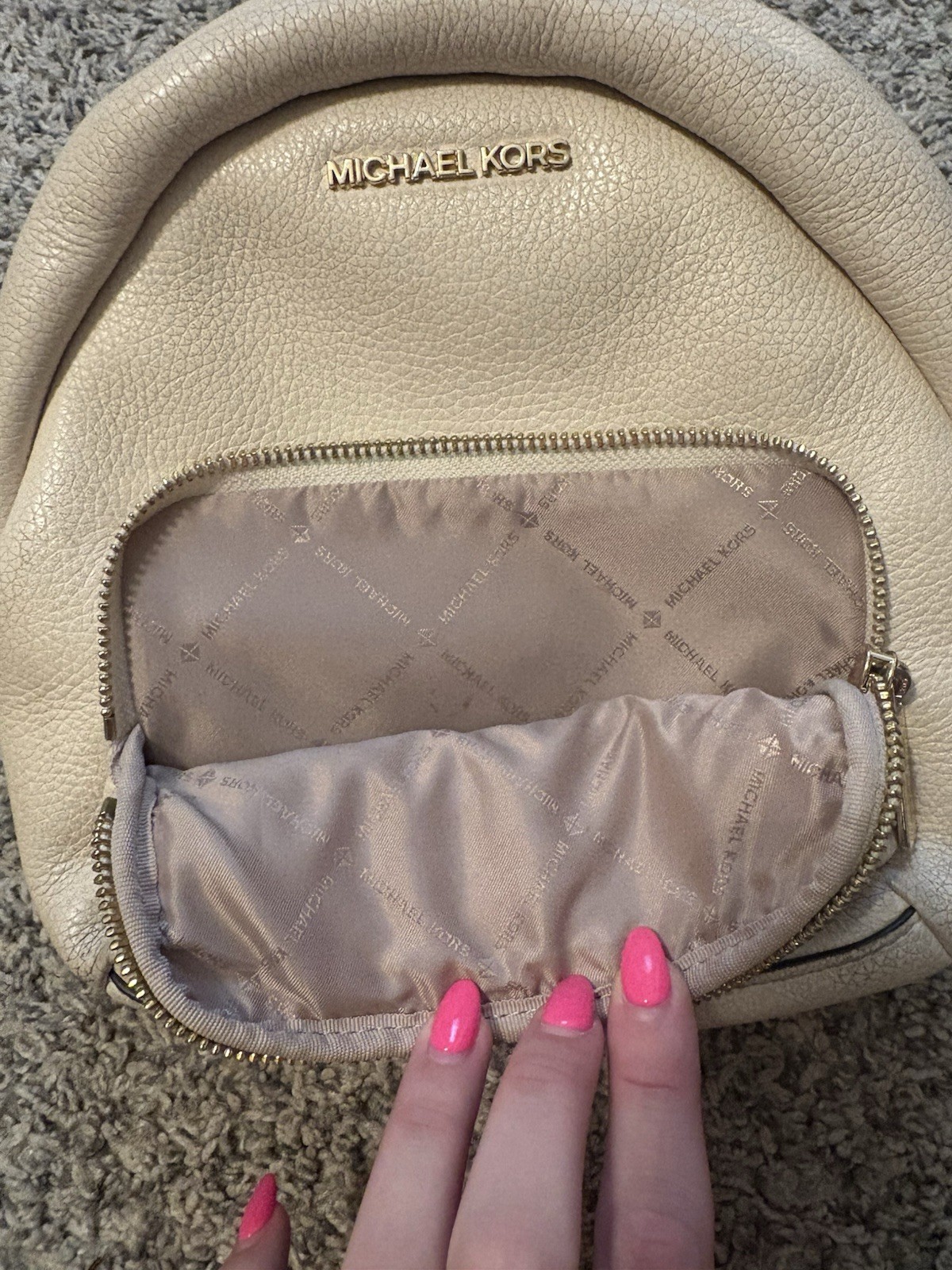 Michael Kors Beige Small Mini Backpack Pebbled Gold Hardware Zip Pockets