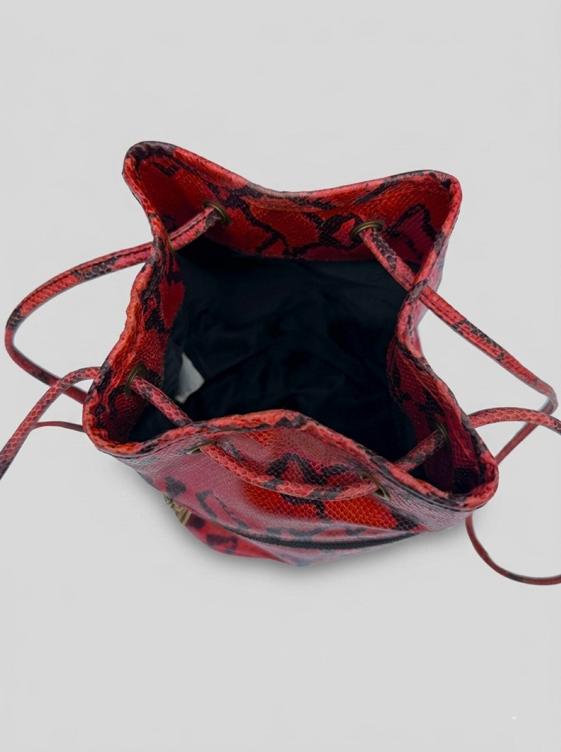 Vintage Moschino Redwall Convertible Bucket Bag Mini Backpack Snakeskin Embossed