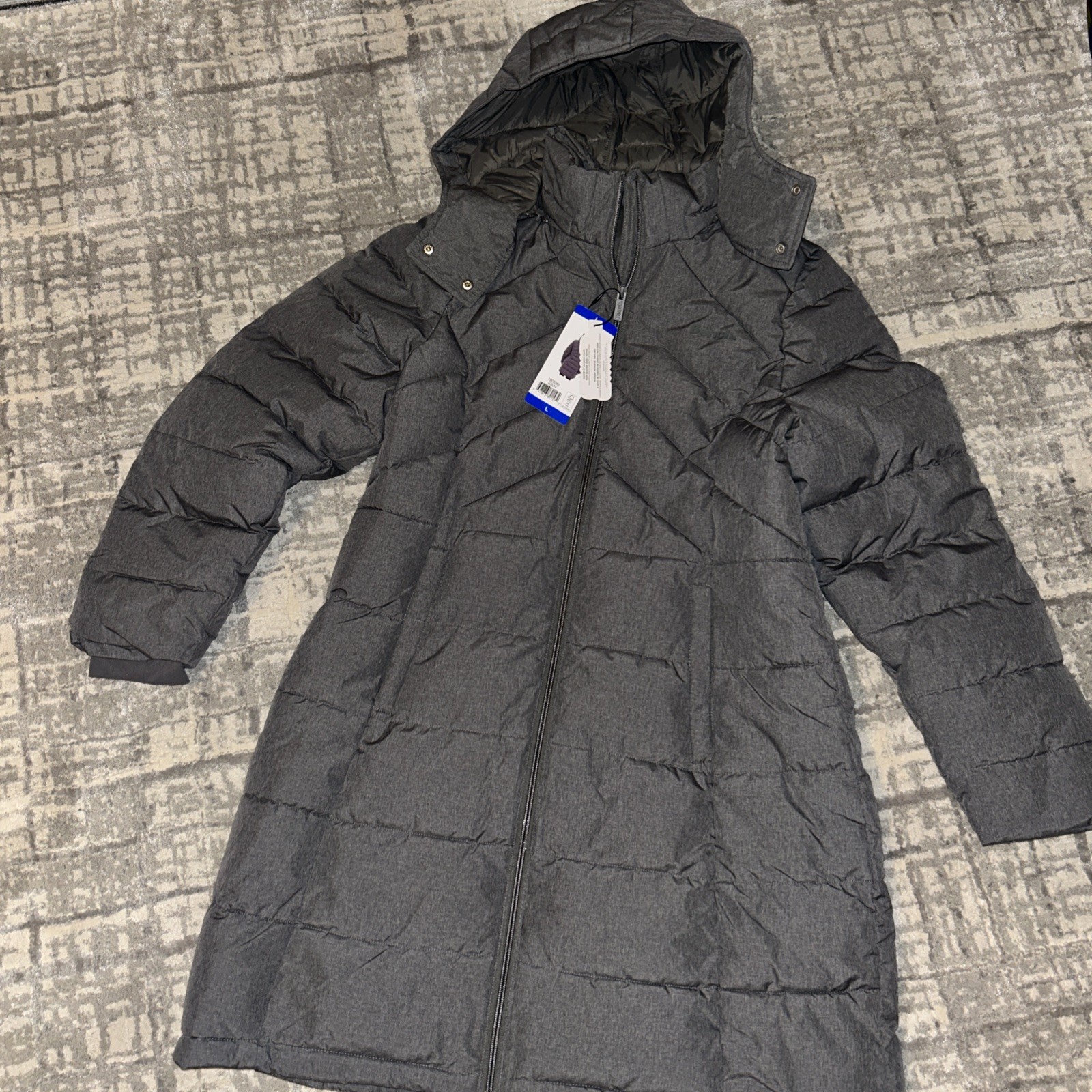NWT Bench Urbanwear Women’s Long Puffer Jacket Size L Gray DetachableZip Hood A1