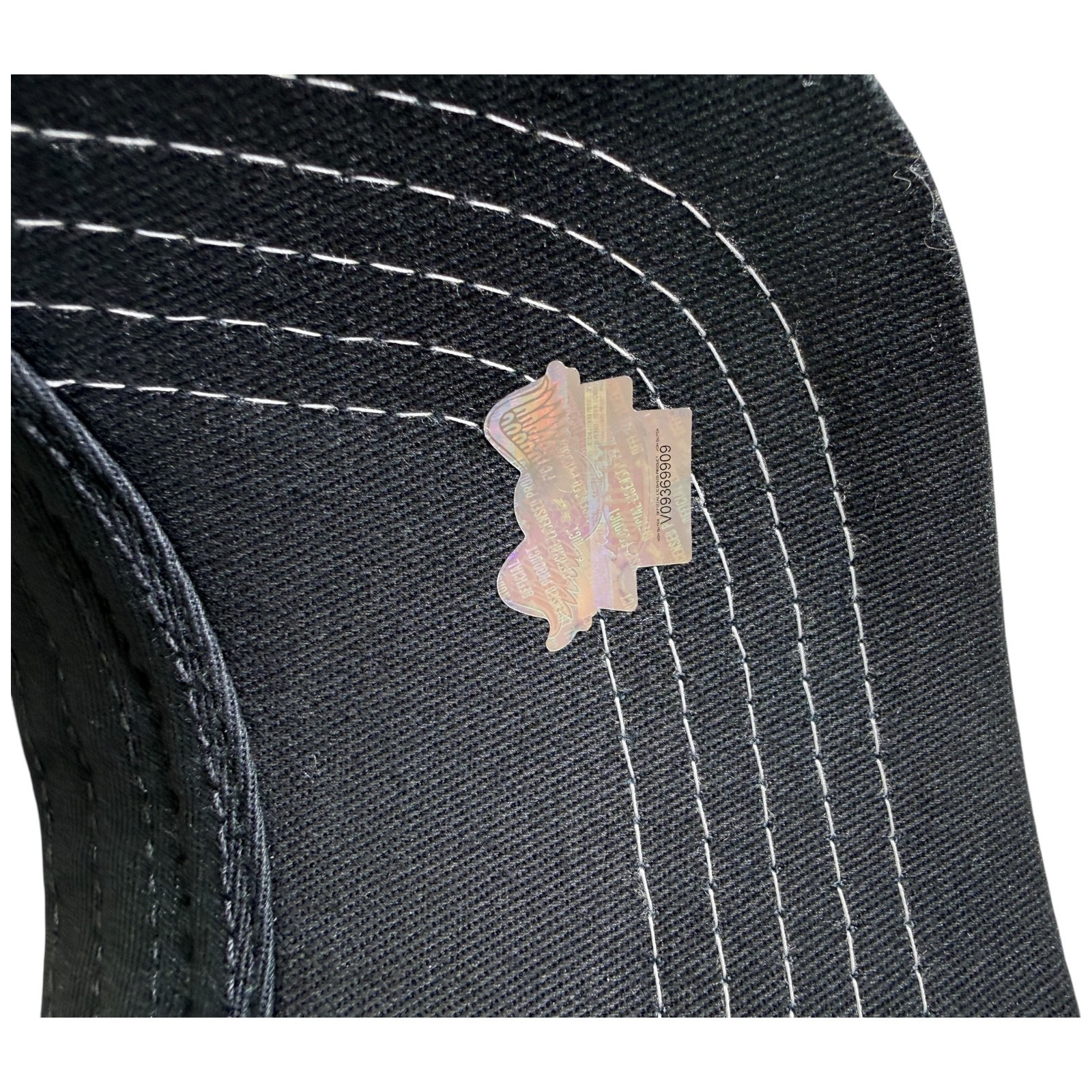 Von Dutch Hat SnapBack BIKER Trucker Mesh, PIPING TRIM, Patch Black NEW W/ TAGS!