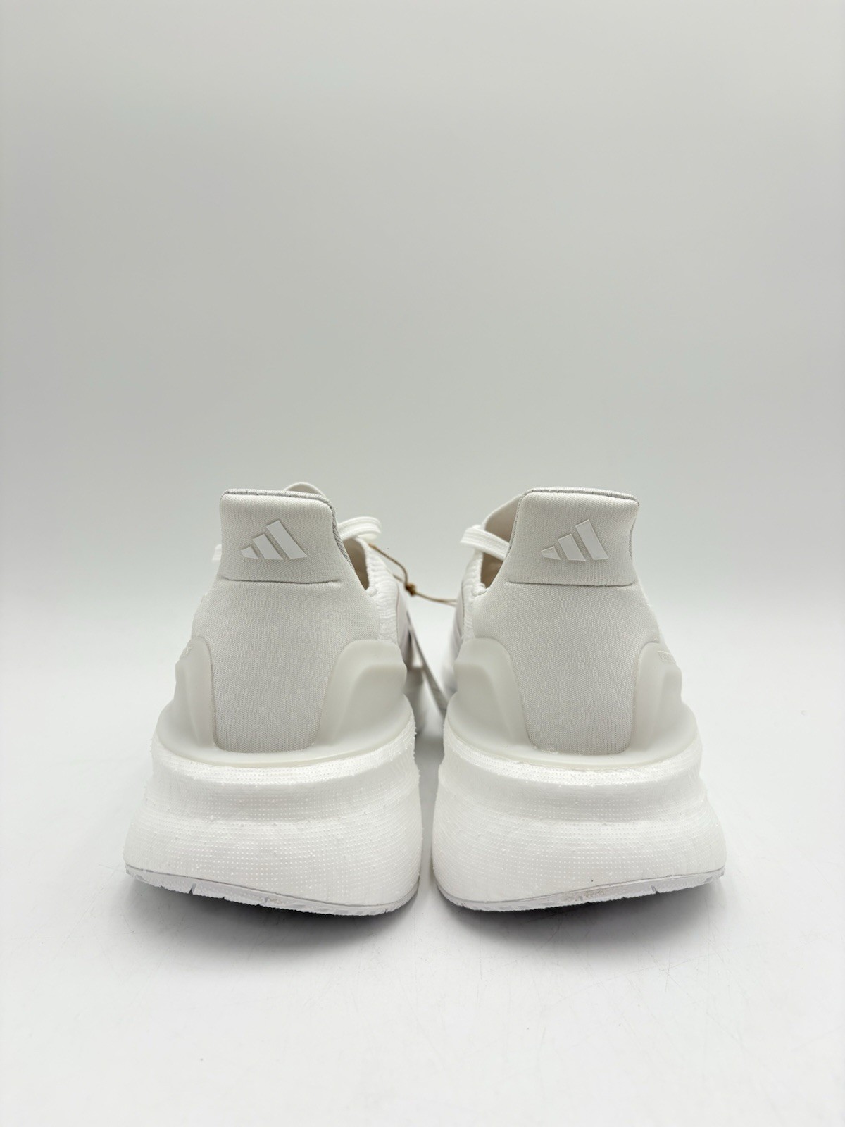 Adidas Women’s Ultra Boost 5X Size 8.5 Cloud White Core Black Women’s |JH7252|