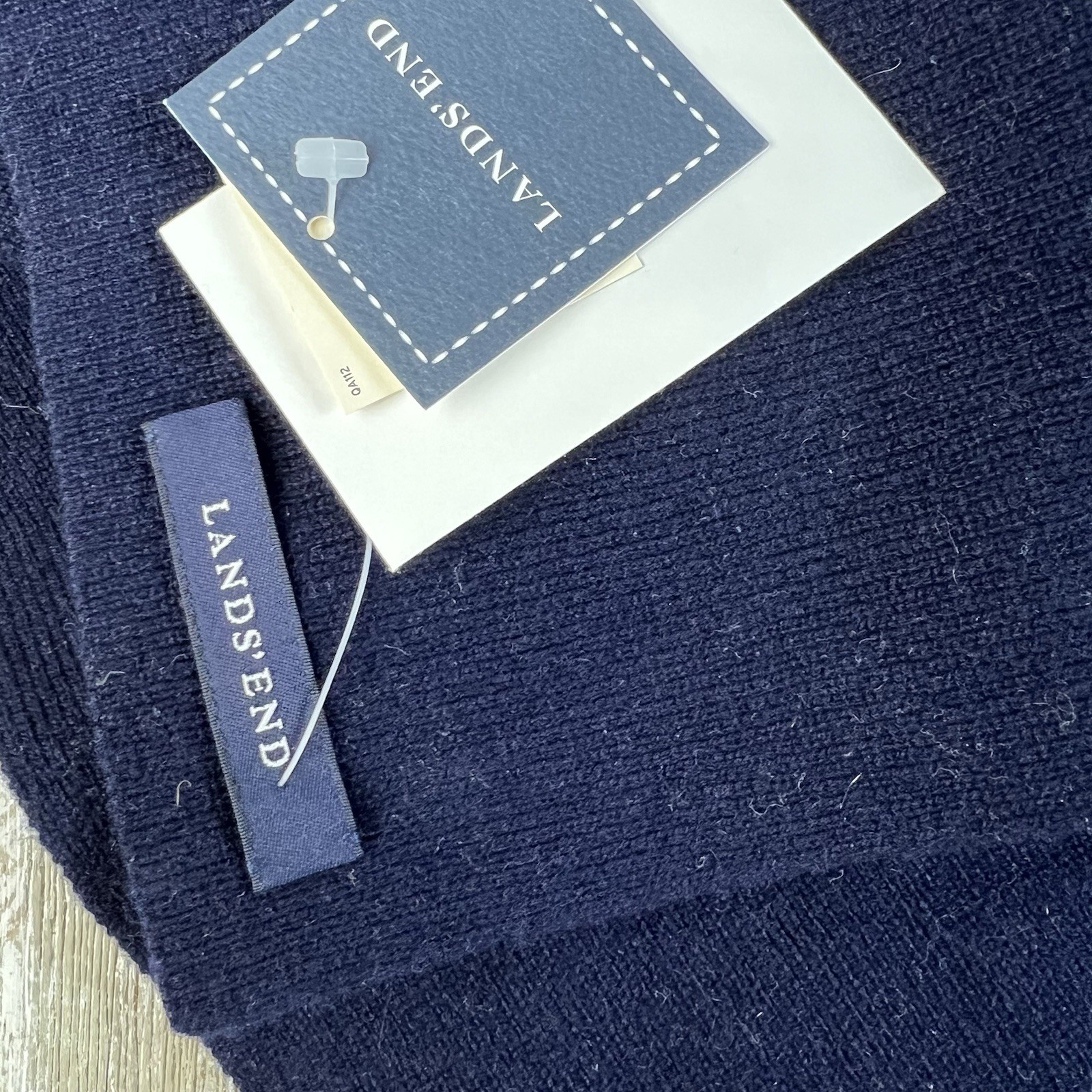 Lands End Navy Blue 100% Cashmere Skinny Scar 64×5-inches New