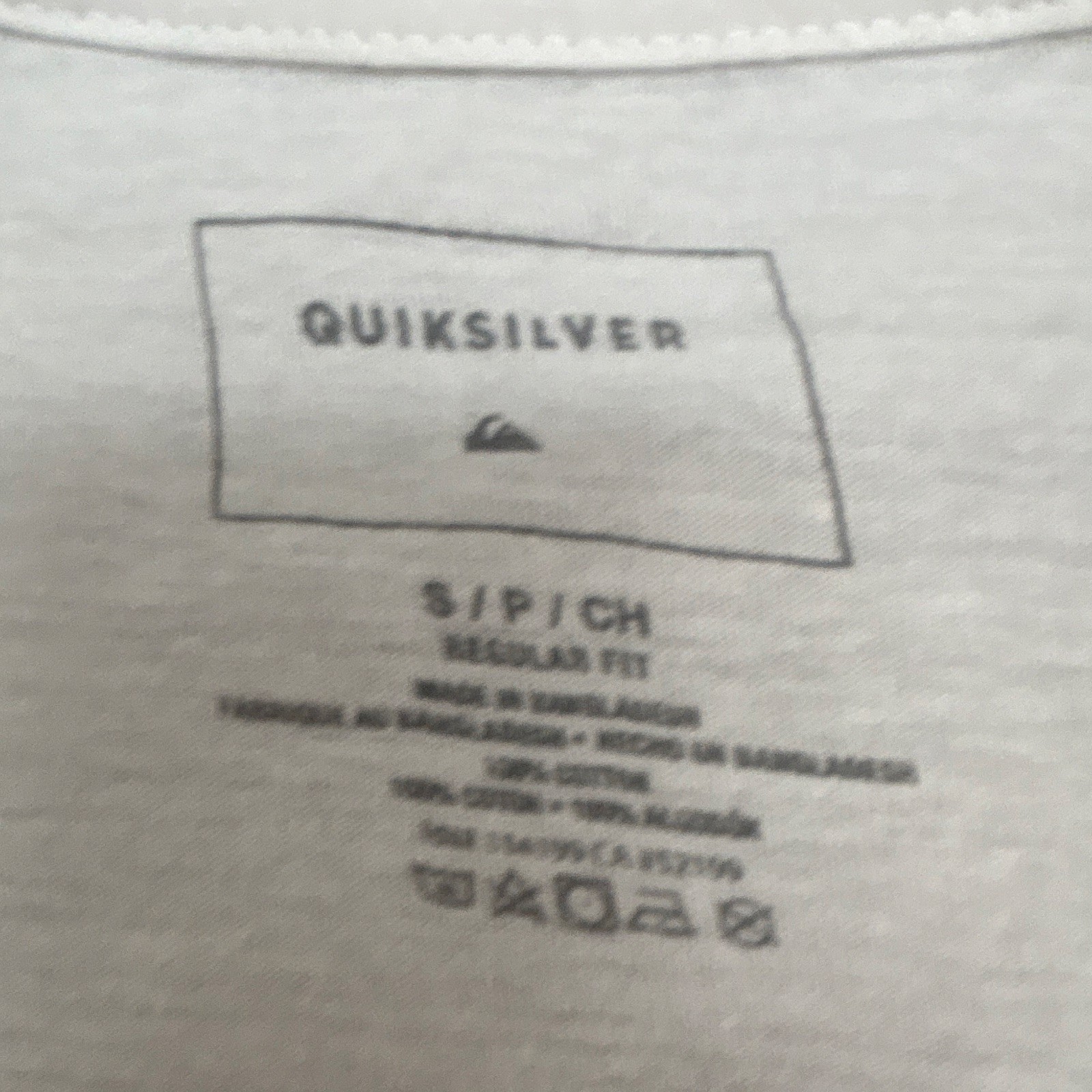 Quiksilver White Men’s Small Crew Neck Short Sleeve T-Shirt FREE SHIPPING