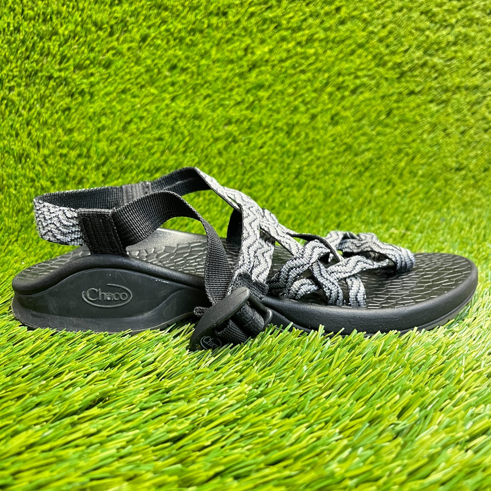 Chaco Updraft EcoTread X2 Womens Size 9 Gray Black Beach Walking Strappy Sandals