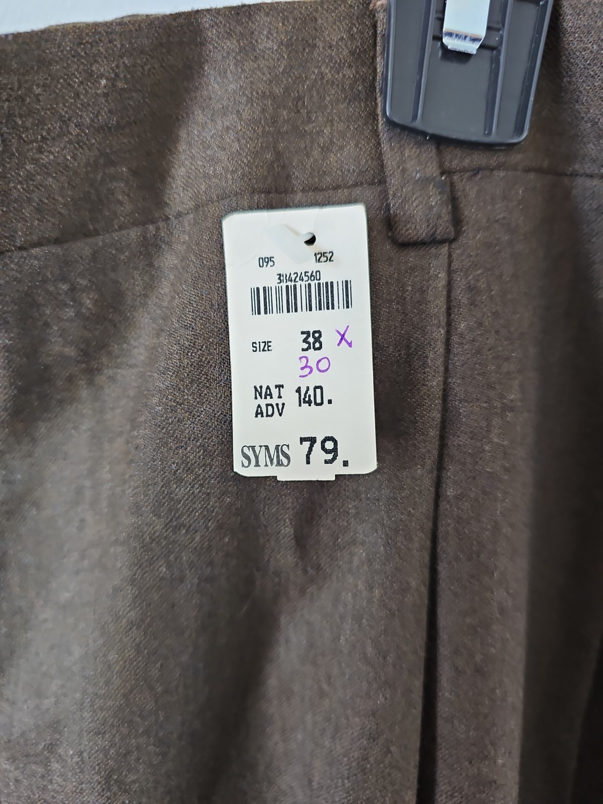 Hart Schaffner Marx 38×30 Brown Wool Pleated Cuffed Classic Dress Pants