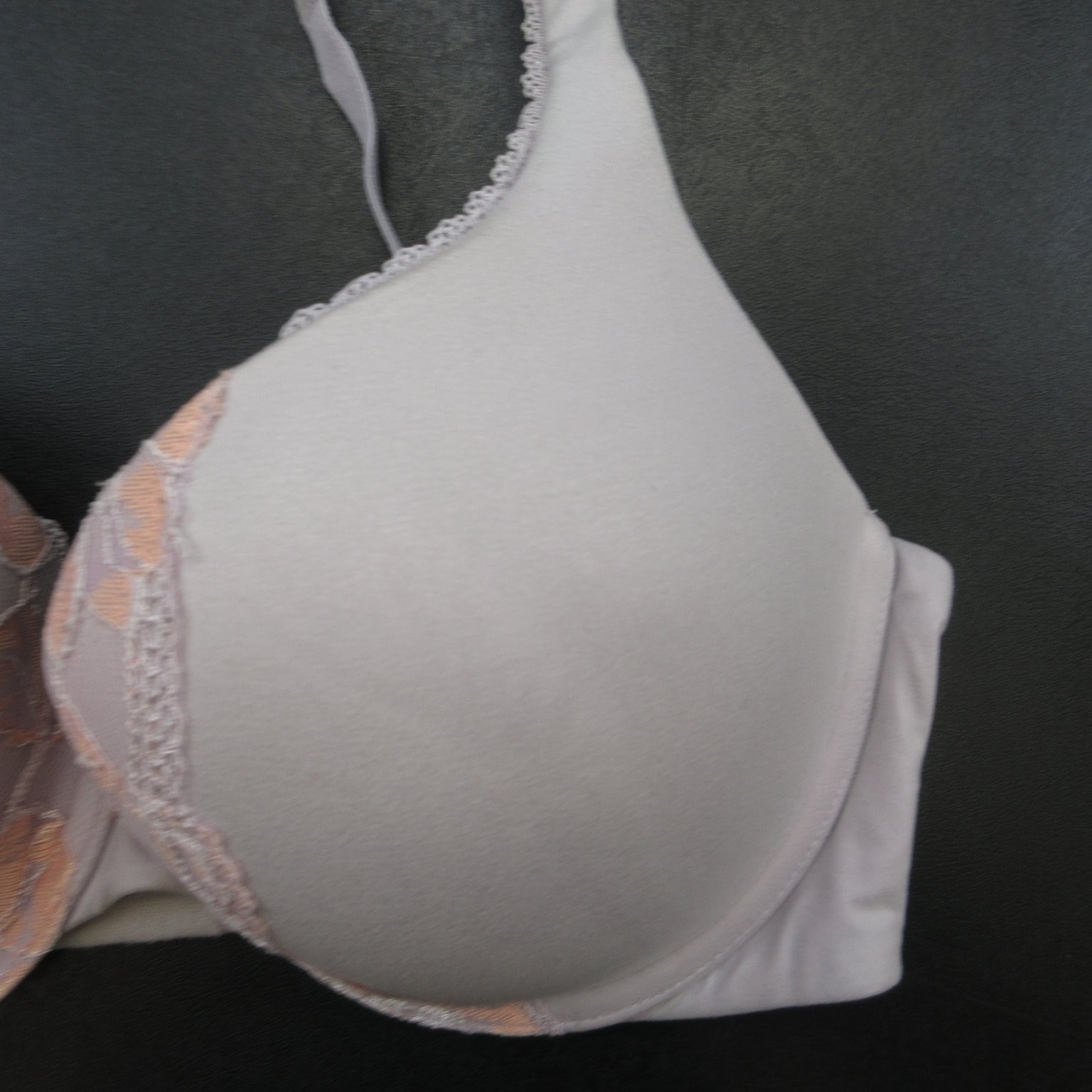 Victoria’s Secret Women’s Bra 32DD Lavender Peach Lace Padded Underwire