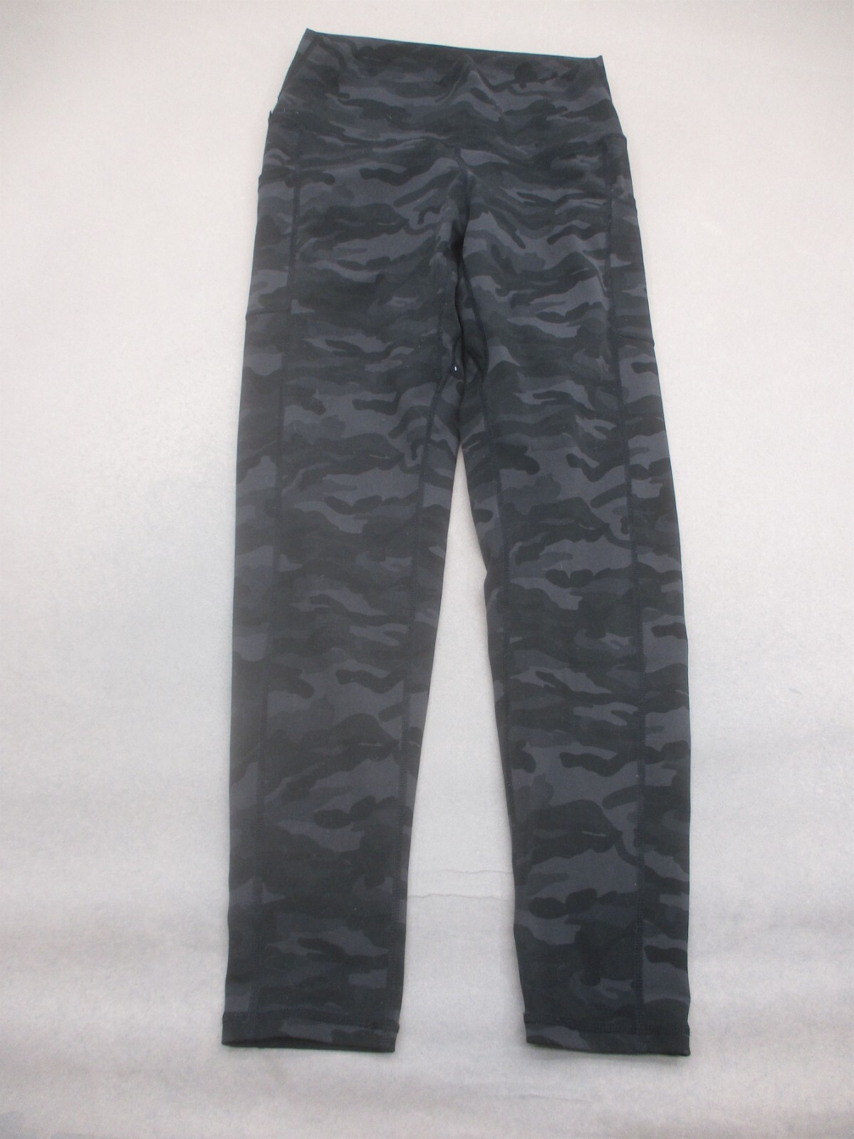 Colorful Koala Size M Womens Camo Stretch Pull On Athletic Cropped Leggings 106