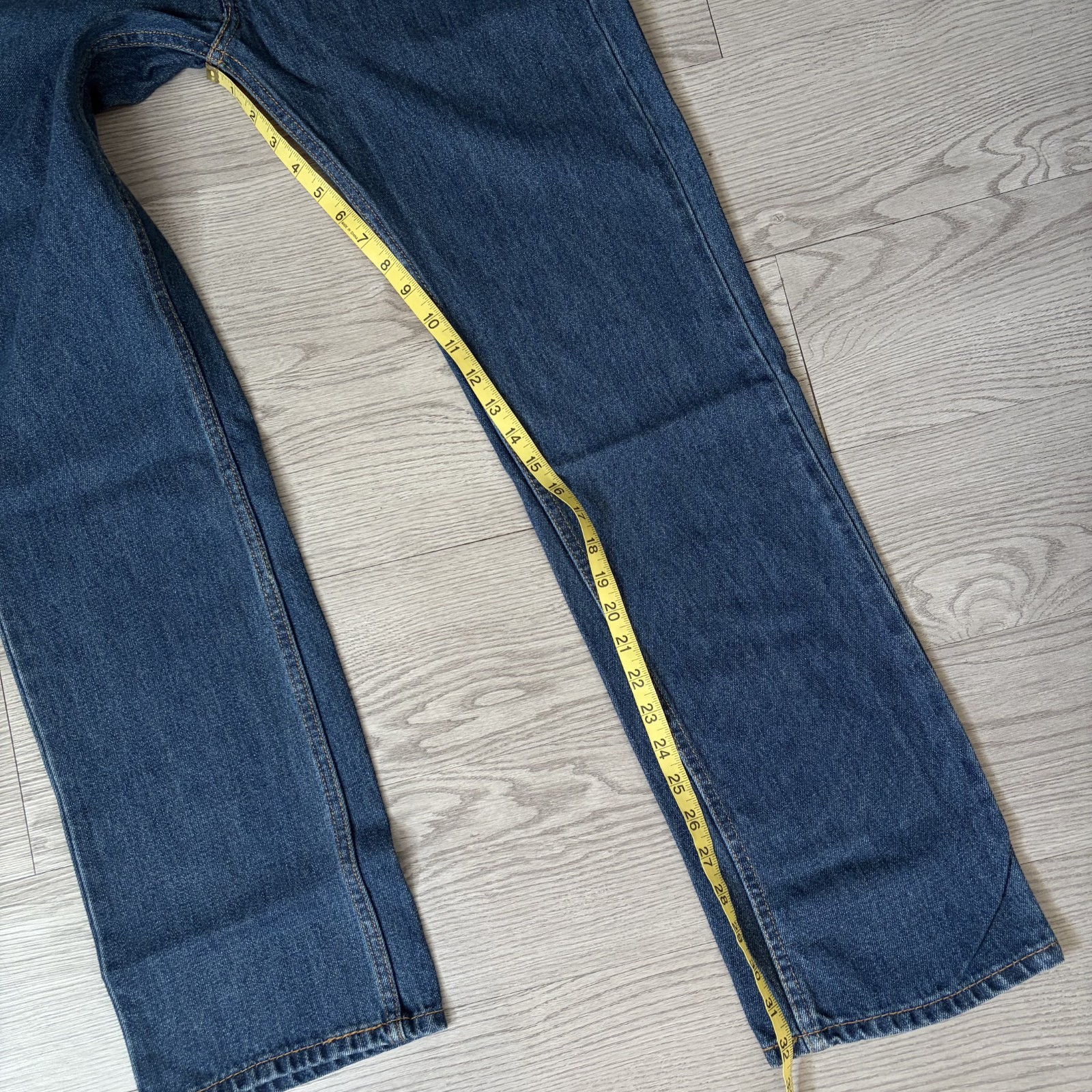 NOS VTG Levi’s 505 Straight Fit Medium Stonewash Denim Blue Jeans 32×32