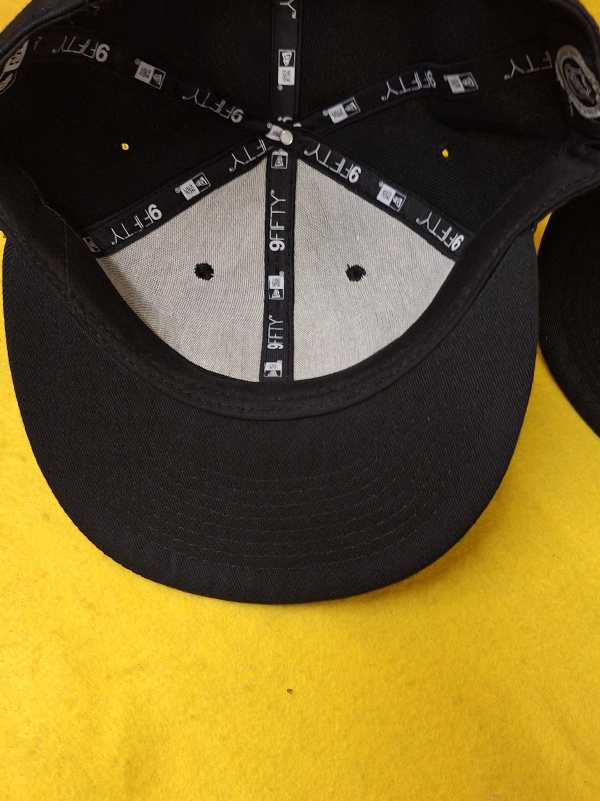 NHL Chicago Blackhawks Ice Hockey Team Black White Snapback Baseball Cap New