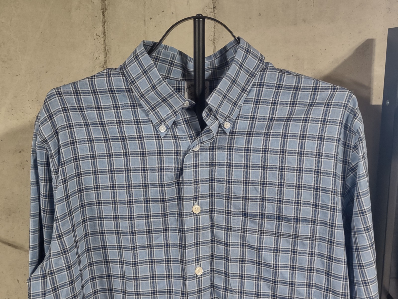 NWOT – Brooks Brothers – Regent Men’s LS Button Up Shirt – Multicolor – Large