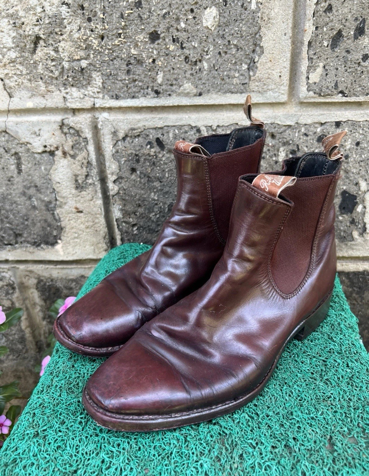 RM Williams 7.5 Comfort Craftsman Brown Leather Slip-On Chelsea Boots
