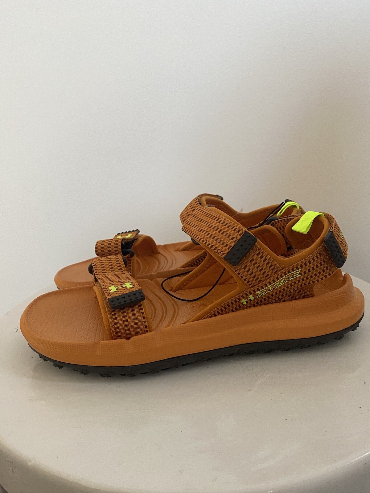 Under Armour Fat Tire Hiking Sandals Unisex Sz 8/W 9.5Michelin Wild Gripper Sole