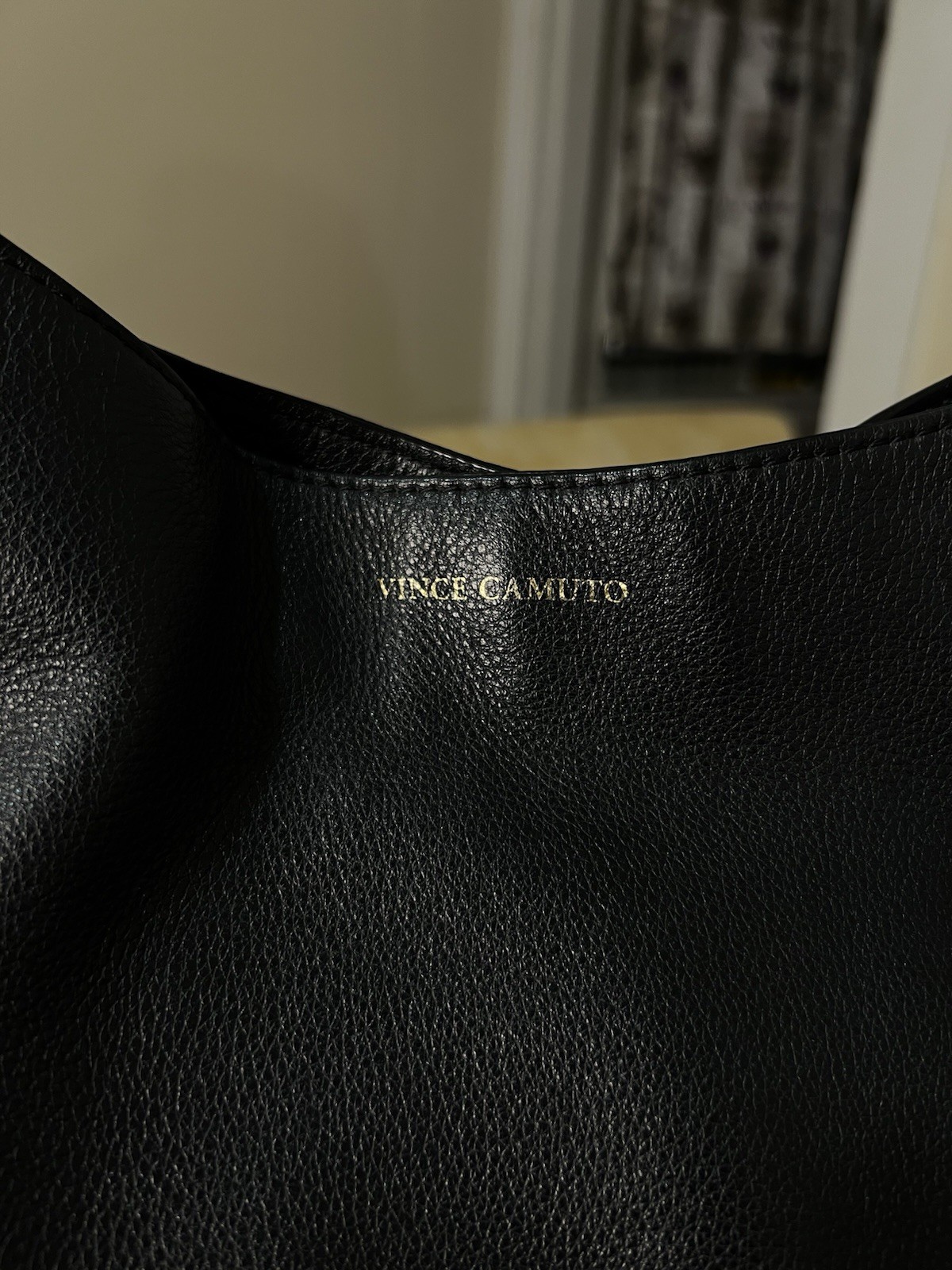 Vince Camuto 100% Genuine Leather Pebbled Shoulder Bag with Modular Pockets.