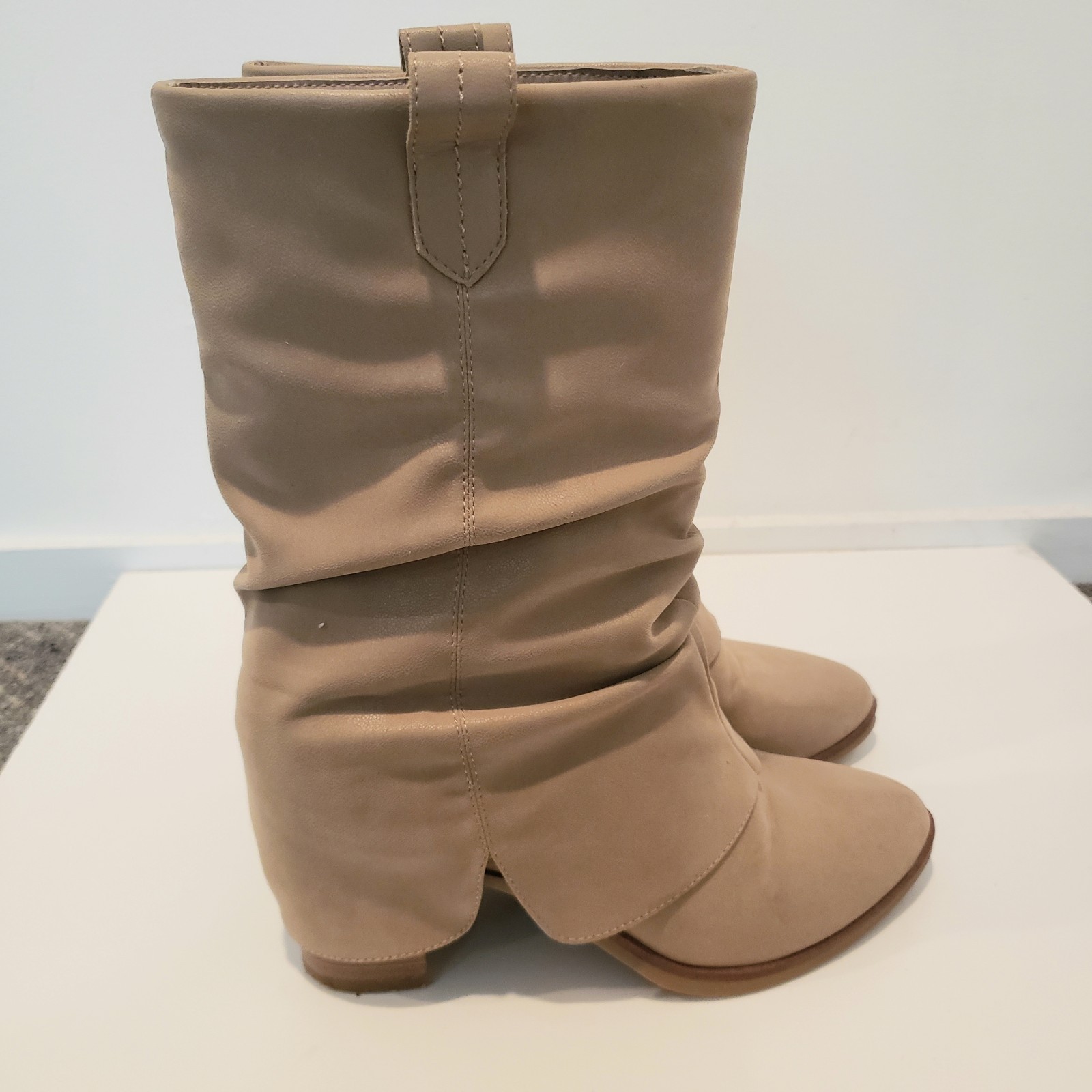 MIA Beige Boots Size 8.5M