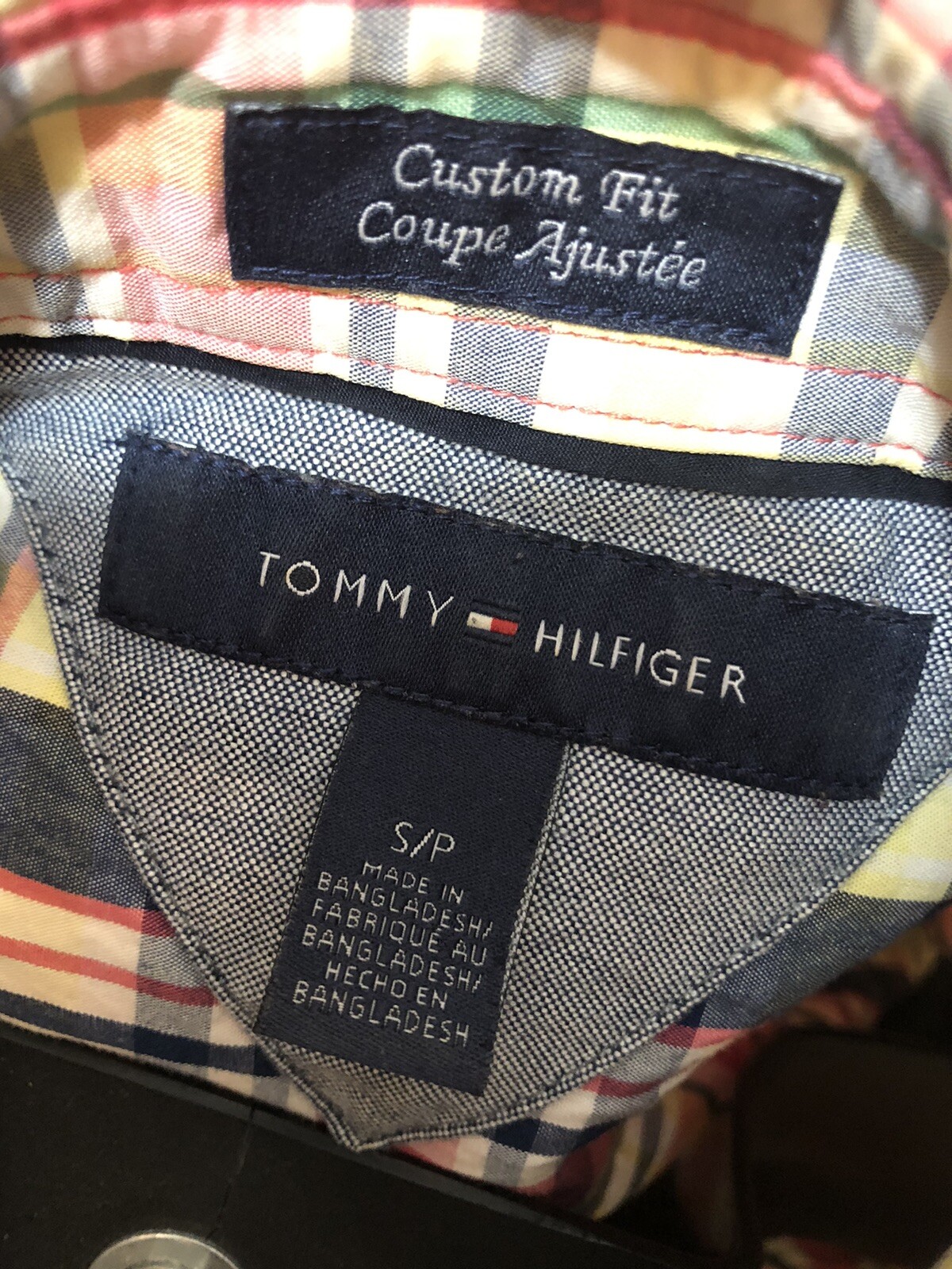 Tommy Hilfiger Button Front Shirt Mens Sz S Custom fit Multi-color Plaid A2