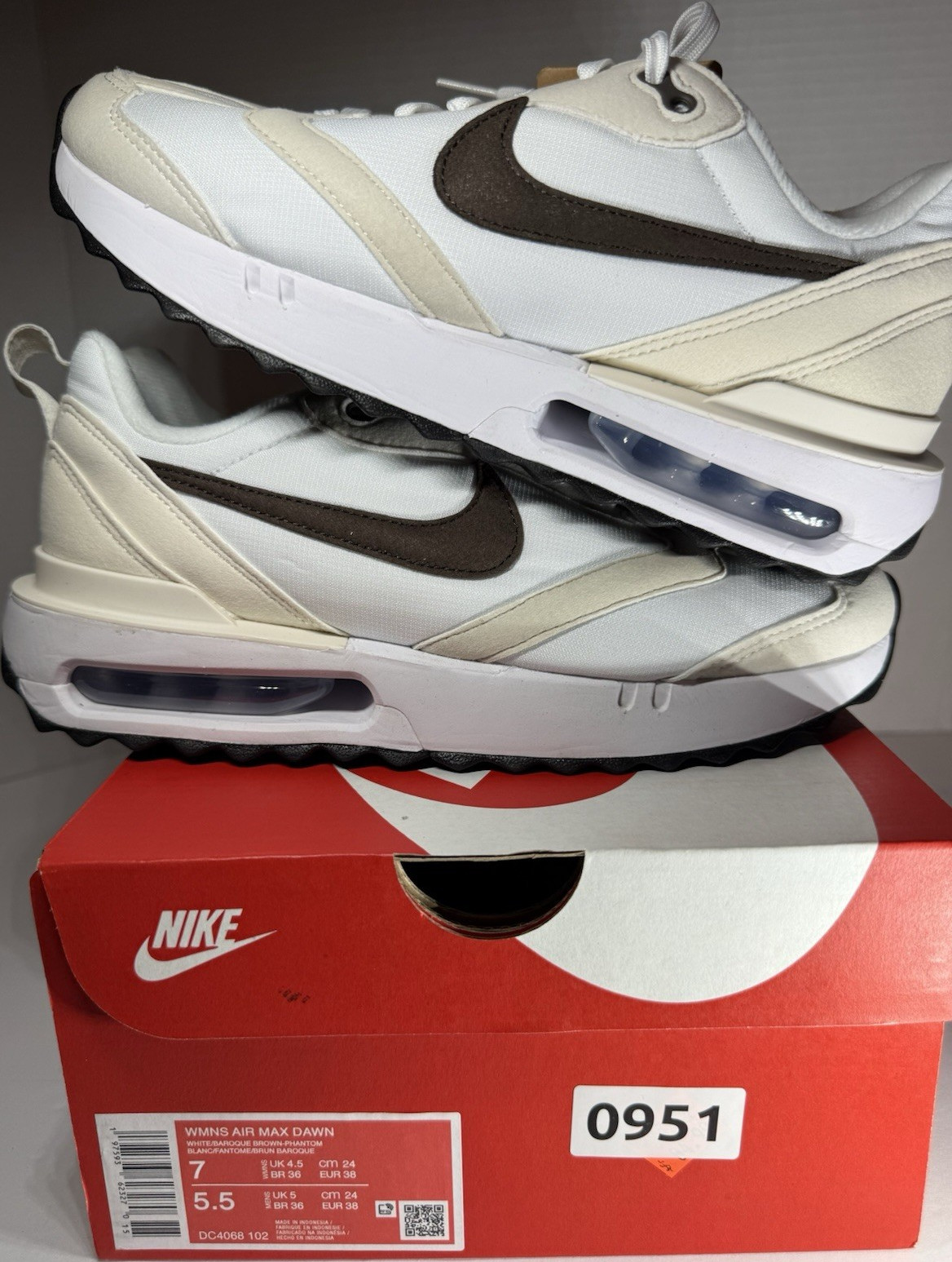 Nike Wmns Air Max Dawn Phantom Baroque Brown DC4068-102 Women’s Mesh Sneaker