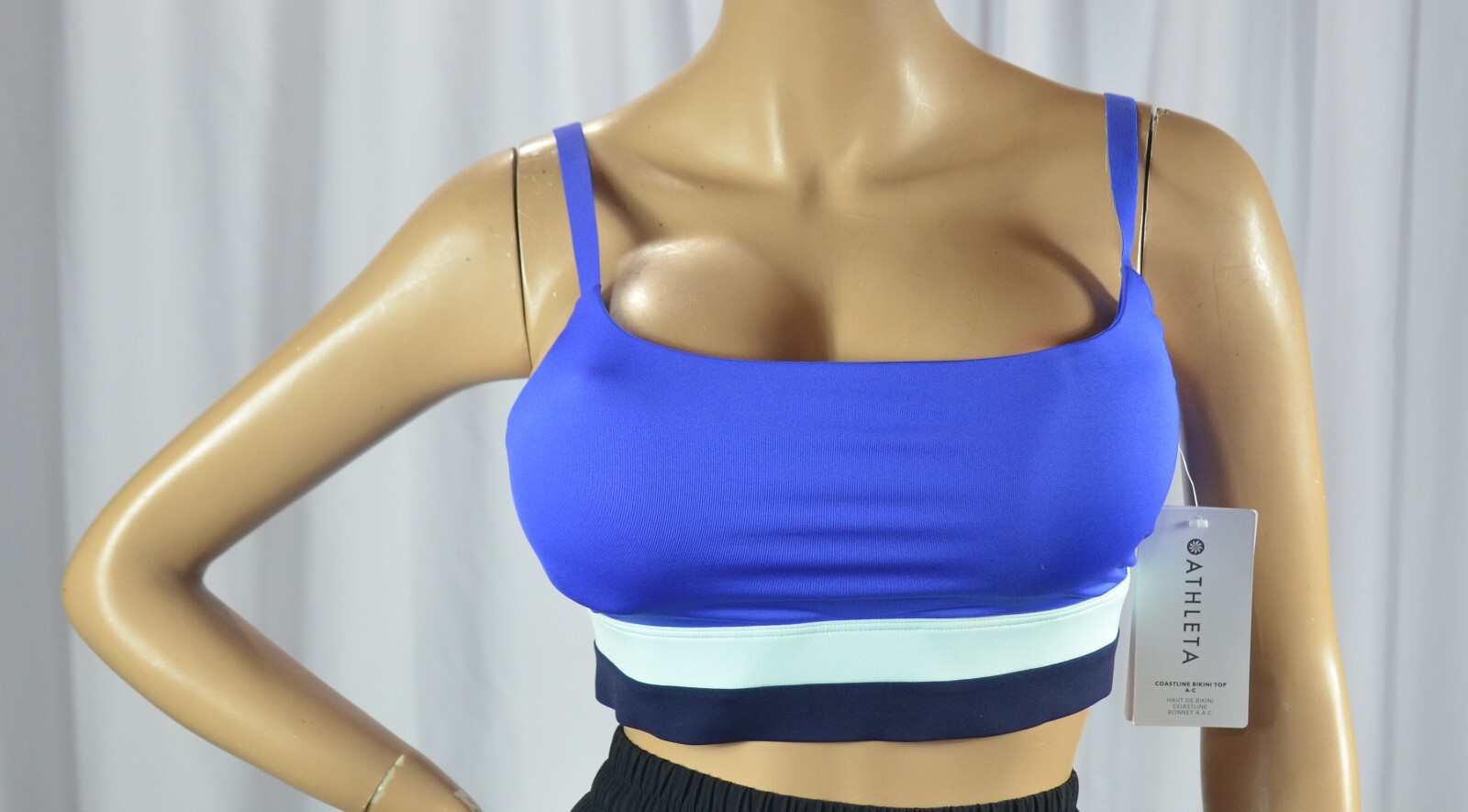NWT $59 Athleta Size M A-C Cerulean Blue Coastline Bikini Swimsuit Top #988607