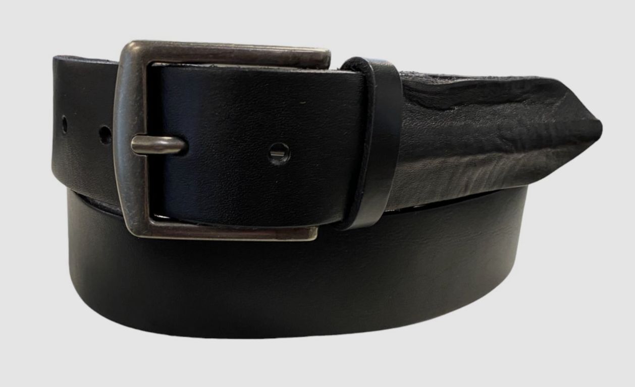 $78 Frye Men’s Black Weston Flat Panel Leather Belt Size 40
