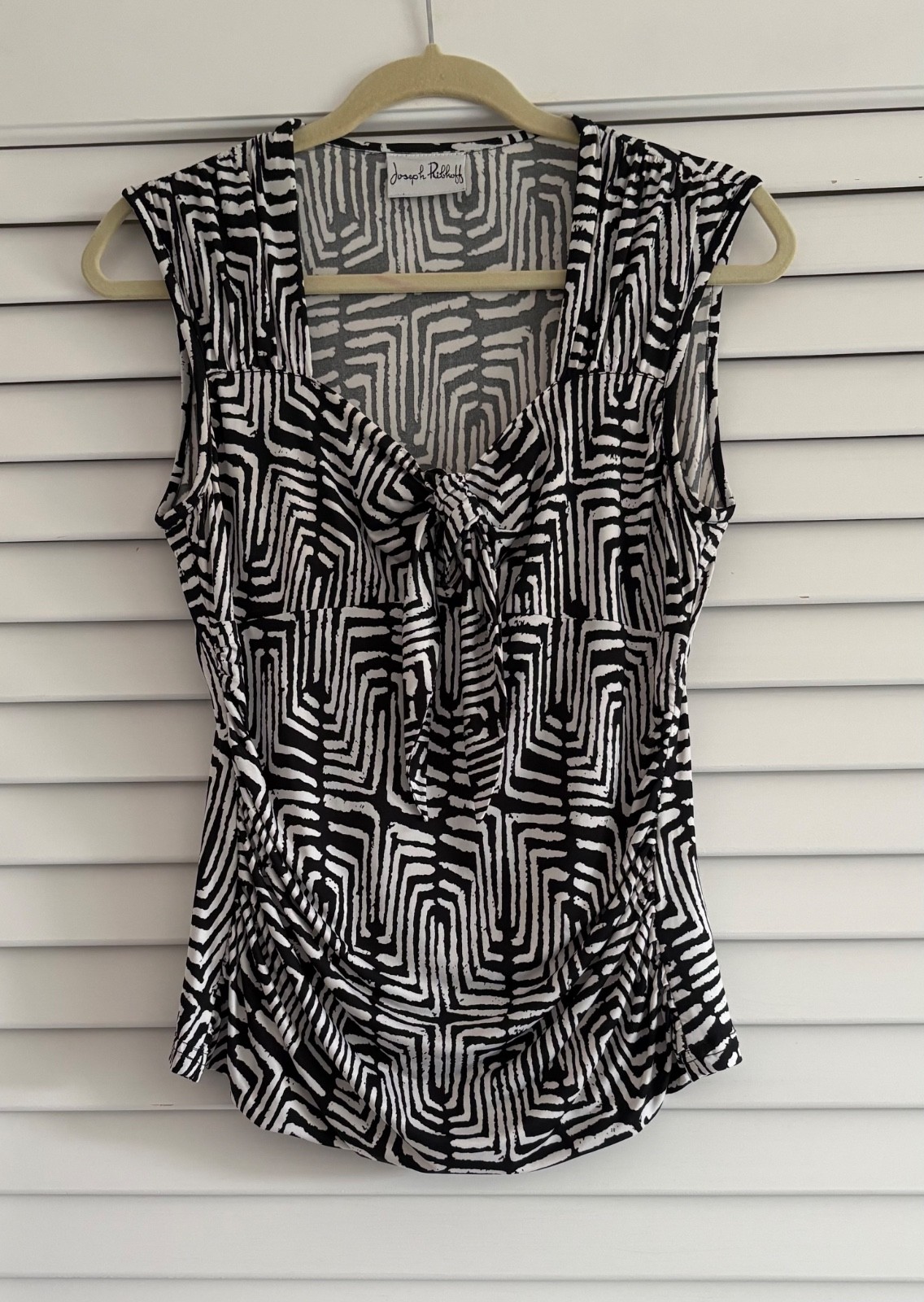 JOSEPH RIBKOFF (S) Black/White Zebra Print Tie Front Top/Tank EUC