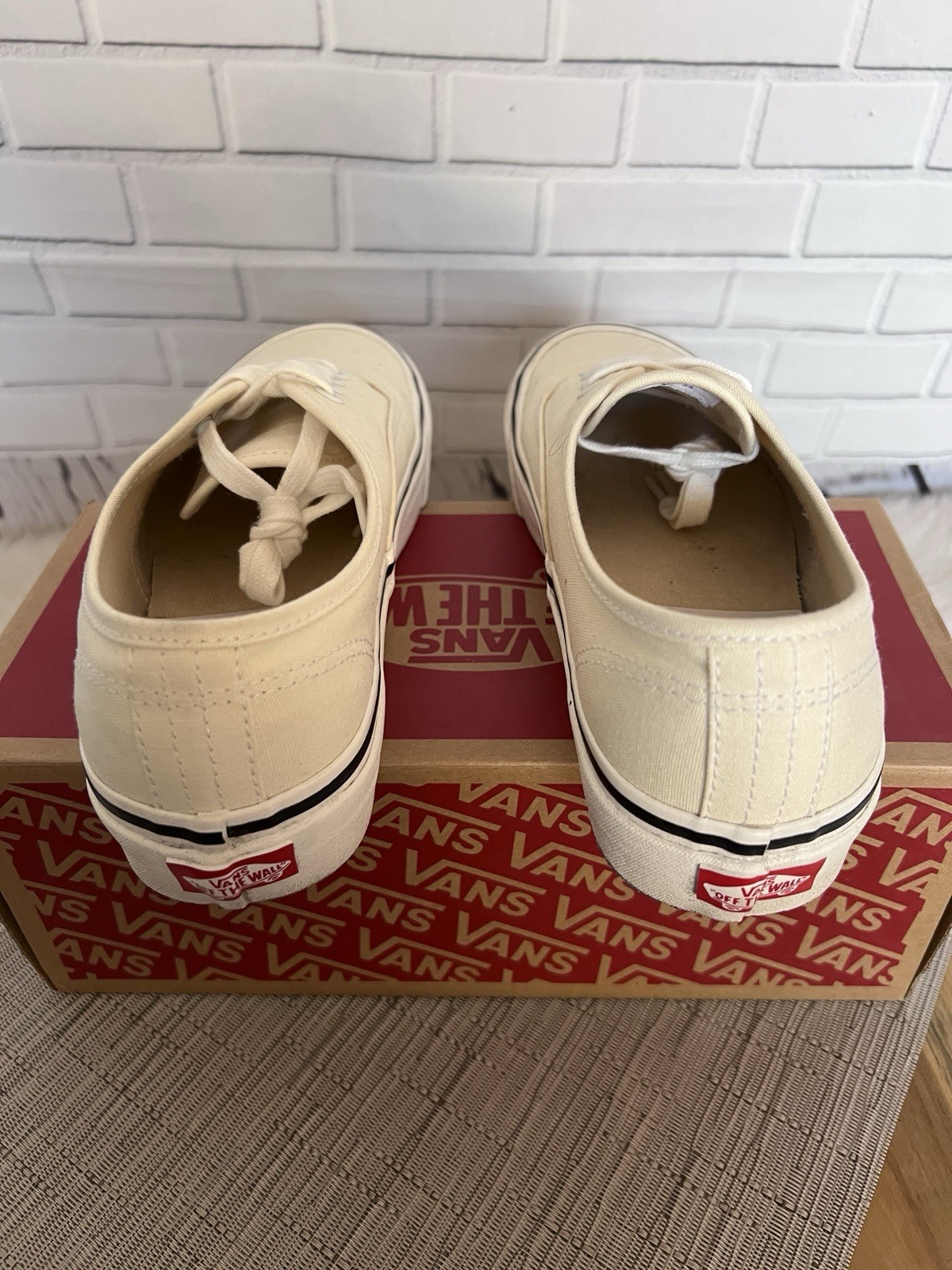 VANS Authentic 44 DX Anaheim Factory Classic White Canvas Mens 8 Womens 9.5 2020