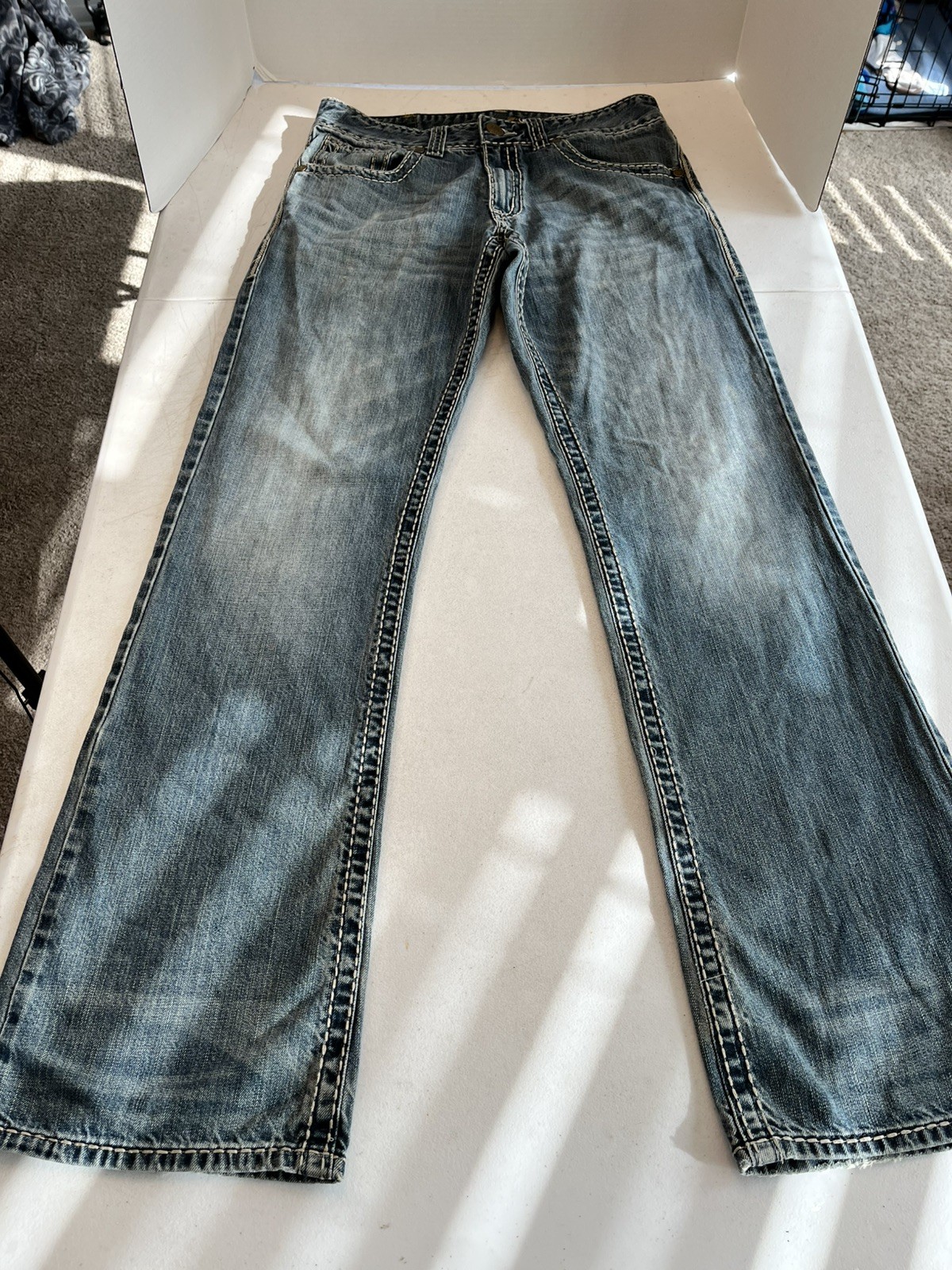 Wrangler Rock 47 Jeans Men’s Relaxed Boot Cut Thick Stitch Denim Size 32×36