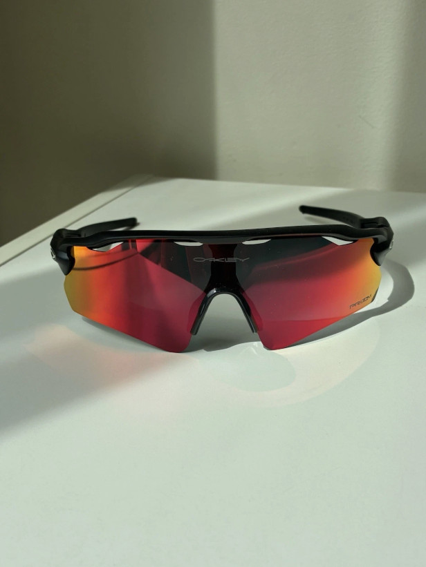 NEW Oakley 009208 Radar Ev Path Men’s Sunglasses Black Frame – Red Prizm Lens
