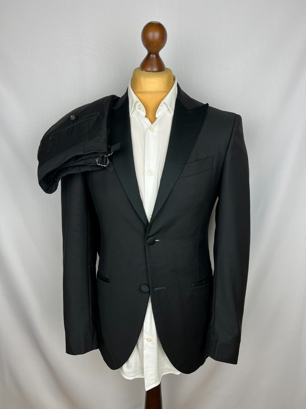 HACKETT Mayfair Gorgeous Solid Black WoolMohair Peak-Lapel Tuxedo Suit 36US46IT