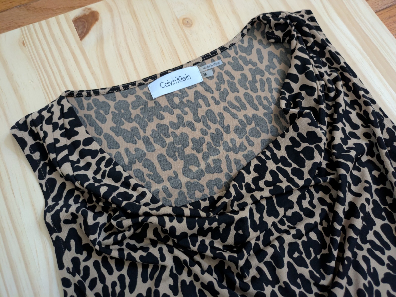 NWT MSRP $39 M Calvin Klein animal-print cowl-neck blouse tank top tee
