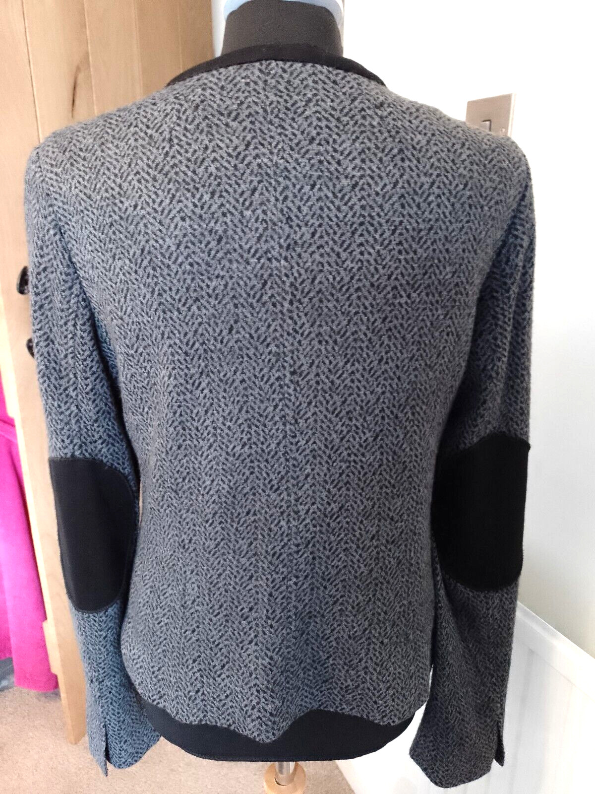 NEW-JOBIS STRETCH WOOL BLEND BLACK & GREY JACKET-ELBOW PATCHES-LINED-UK 14.