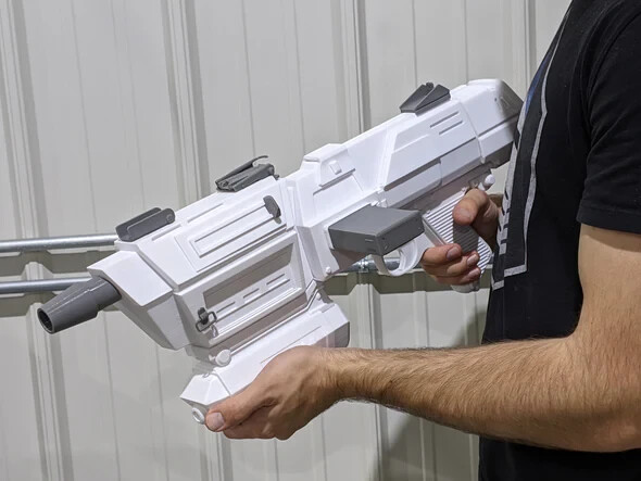 Star Wars DC-17M Republic Commando Blaster- DIY