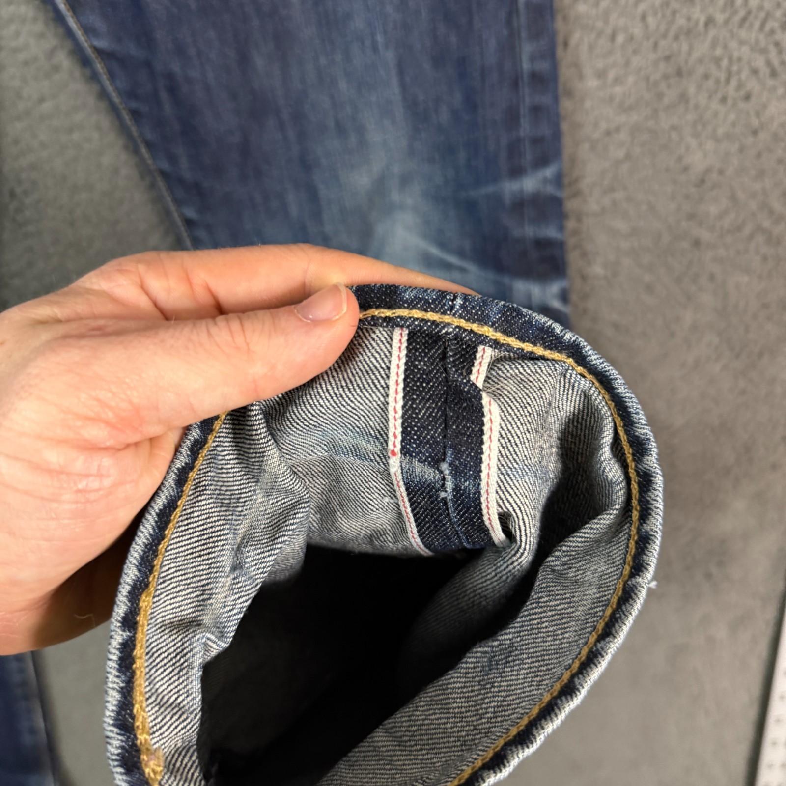 Levis Jeans Mens 32×34 Blue 513 Slim Fit Selvedge Dark Denim Whisker Distressed