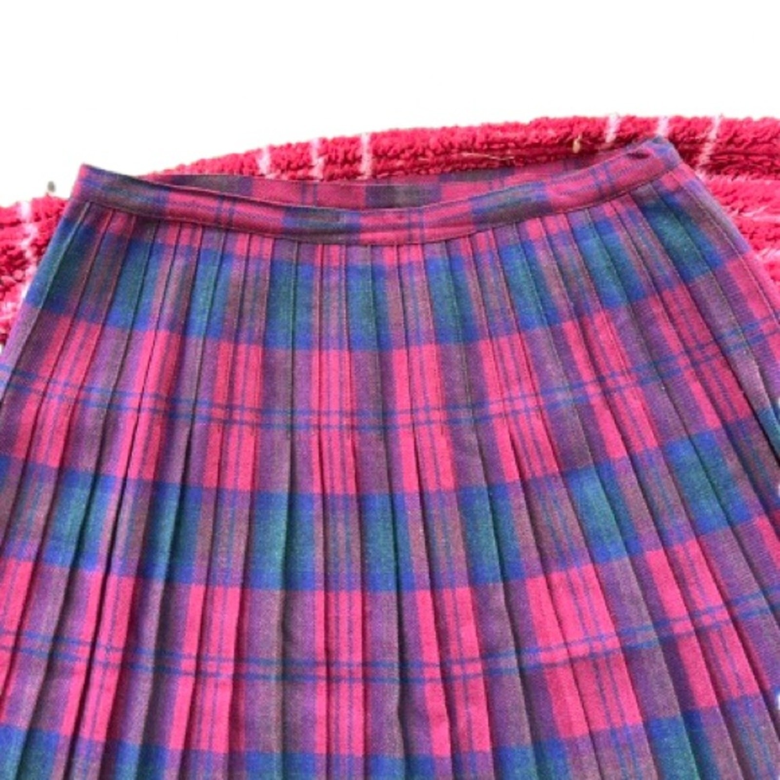 Vintage Pleated Plaid Skirt Mini Red Buckle Fringe Purple Scottish Tartan Large