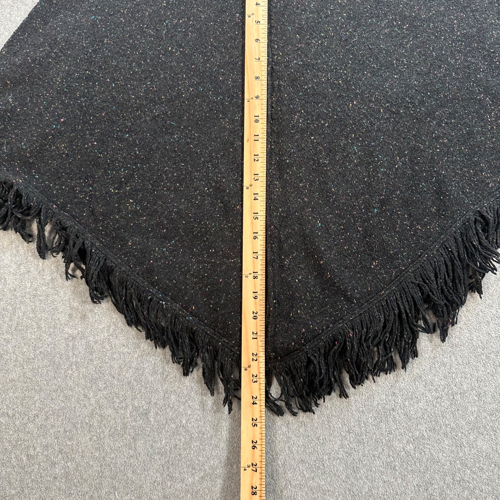 Jeanne Pierre Shawl Poncho Black Pullover Women’s Small Fringe V-Neck Wool Blend