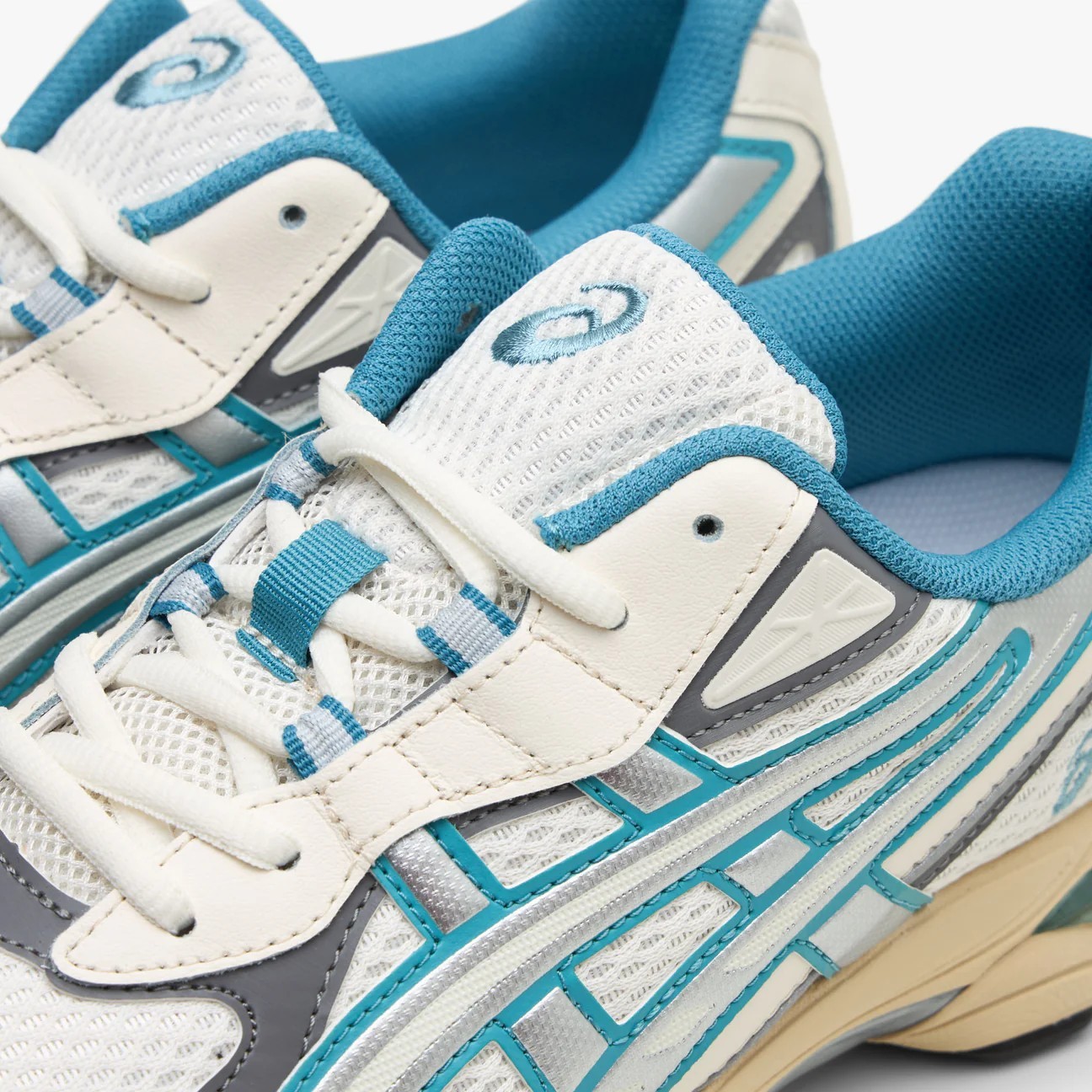 ASICS Gel-NYC 2055 Cream Blue Teal 1203A542-106 Men’s Size 10.5 Shoes NEW