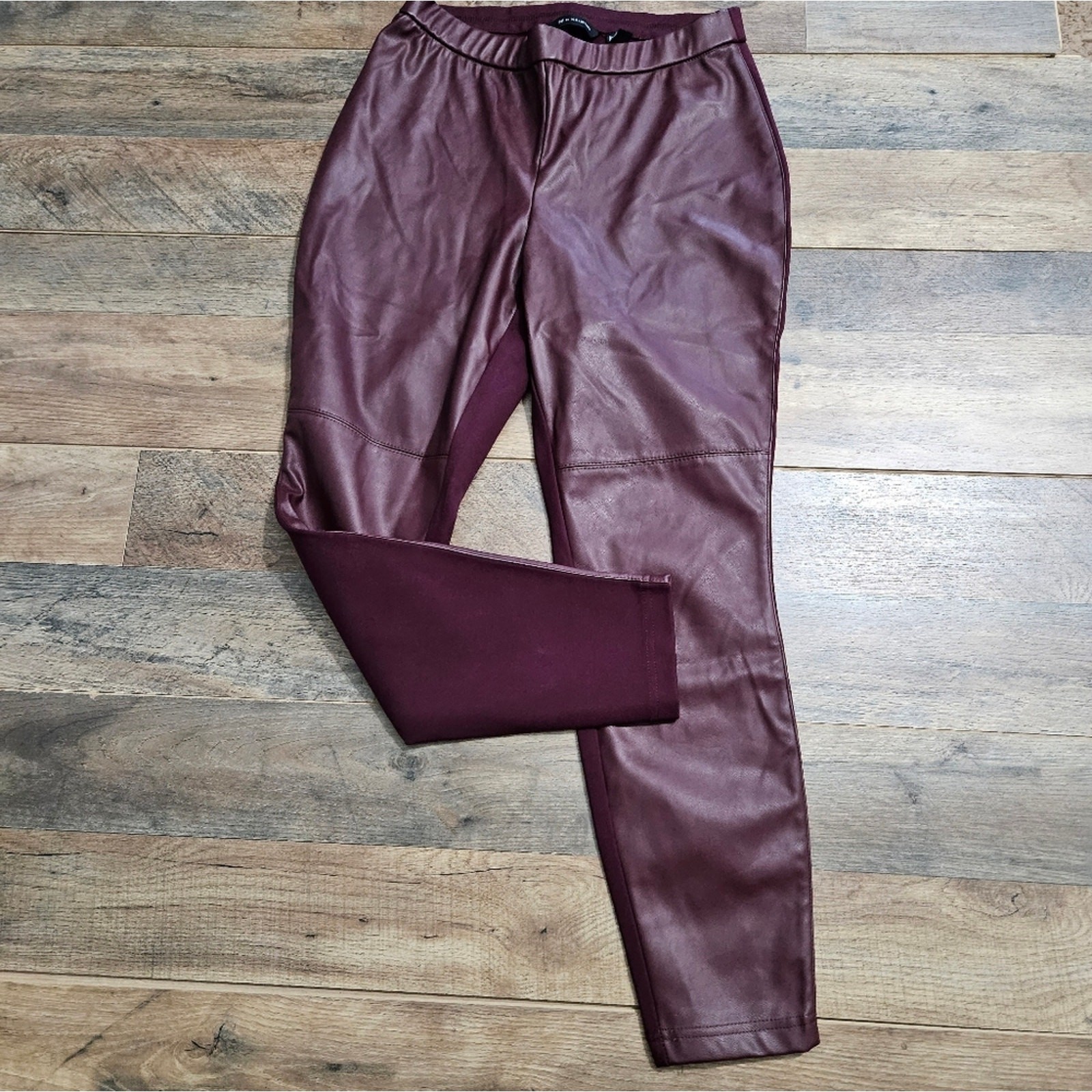 H by Halston Plum Faux Leather Nylon Blend Pull On Legging Pants Size 4 Petite