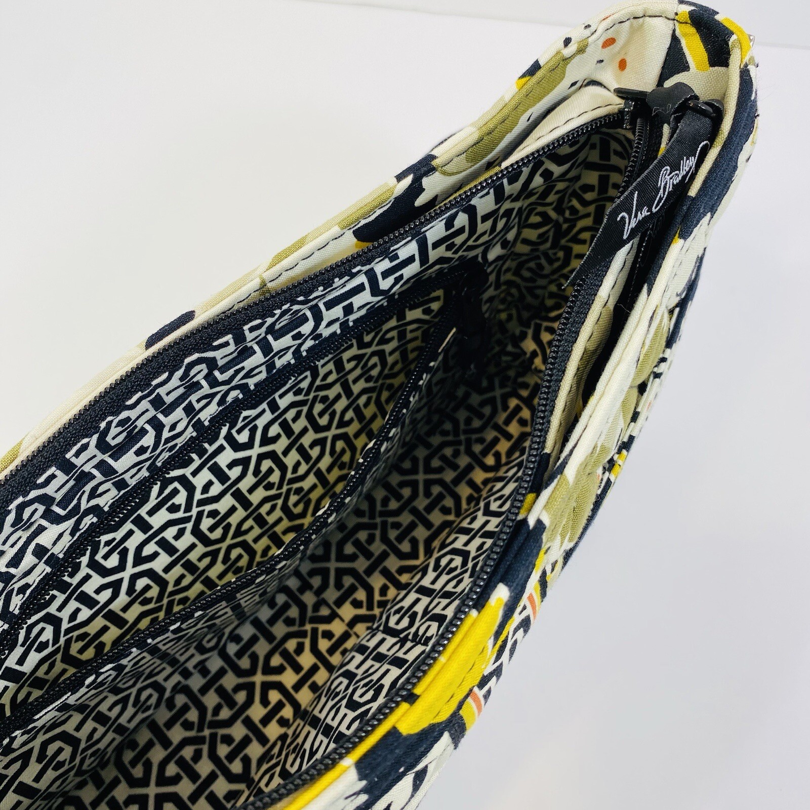 VERA BRADLEY Cassidy Shoulder Bag Purse DOGWOOD – NEW without Tags